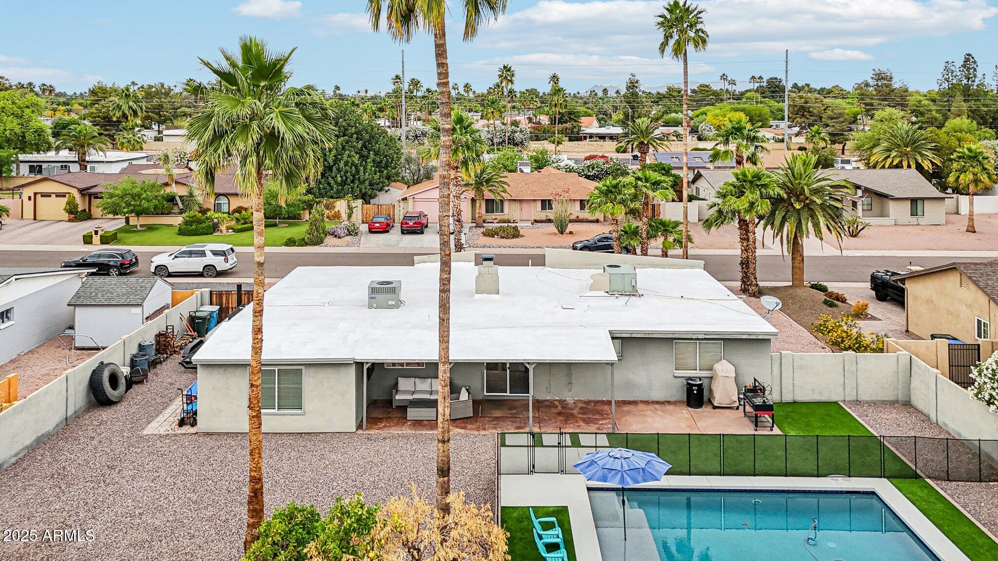 5119 E SHAW BUTTE Drive