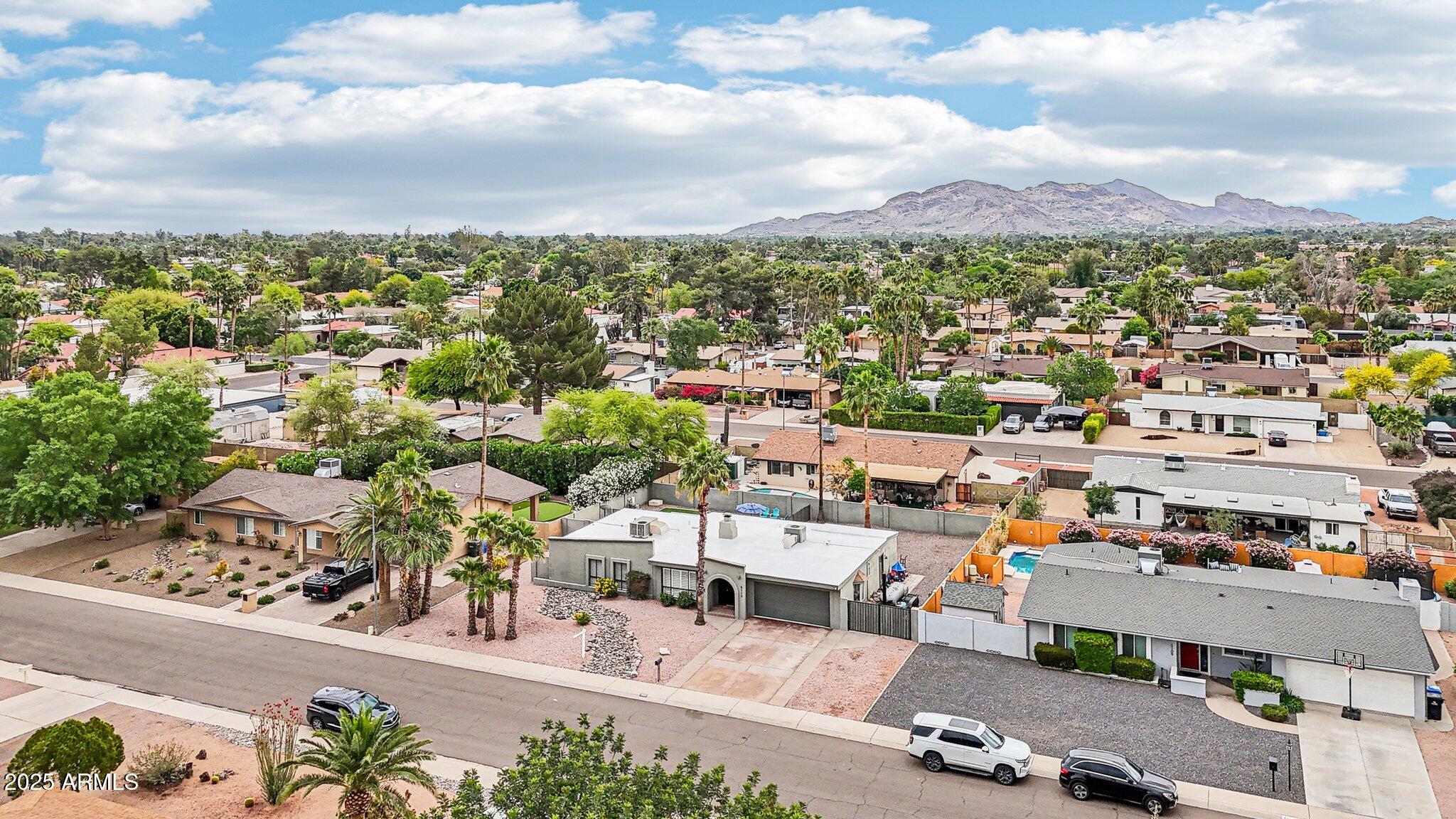 5119 E SHAW BUTTE Drive