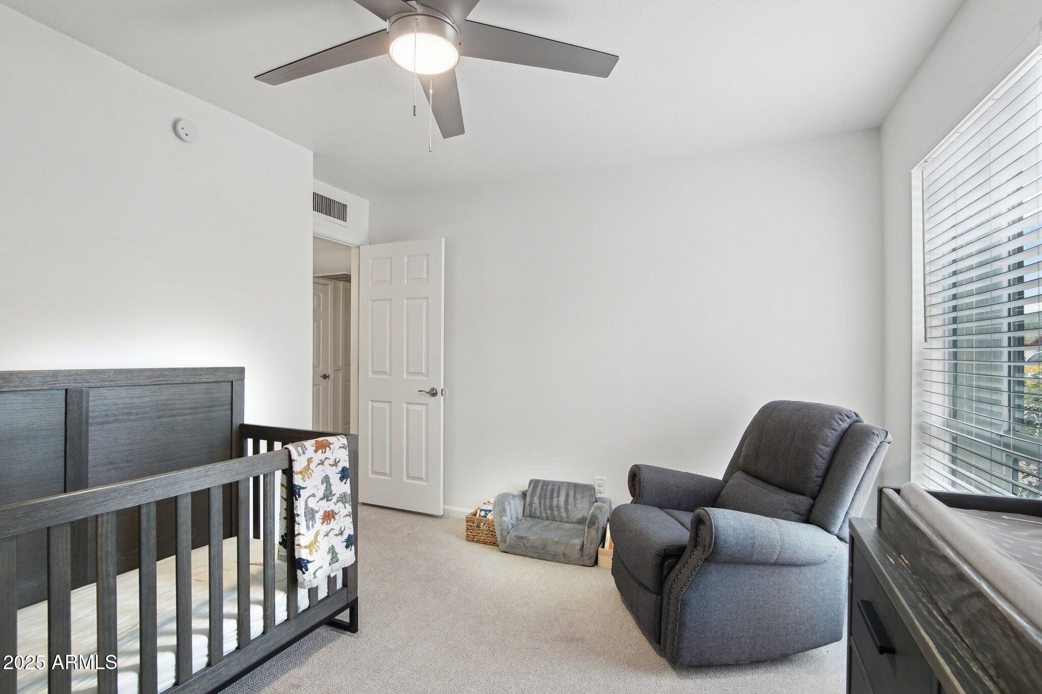 5119 E SHAW BUTTE Drive