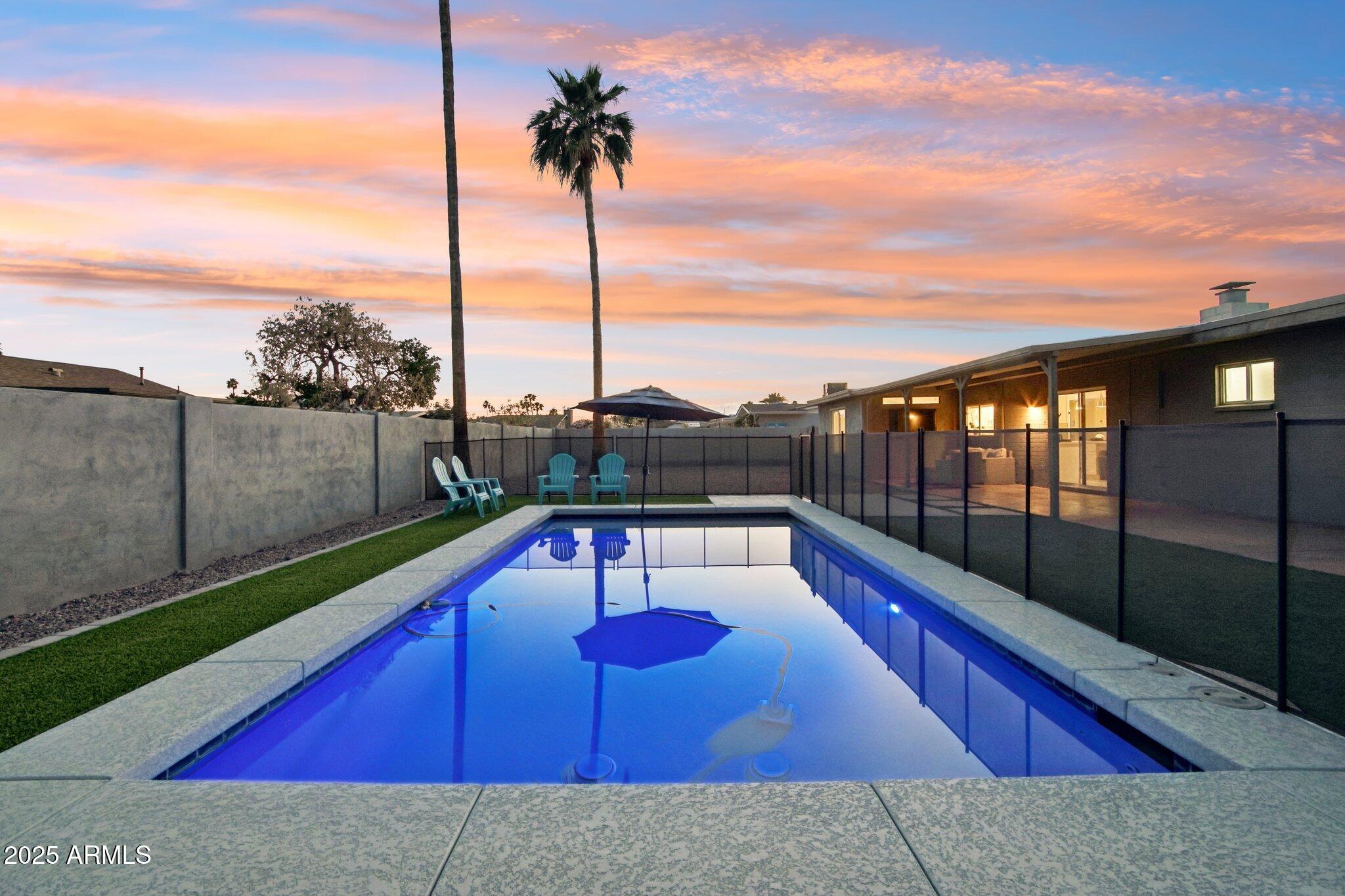 5119 E SHAW BUTTE Drive