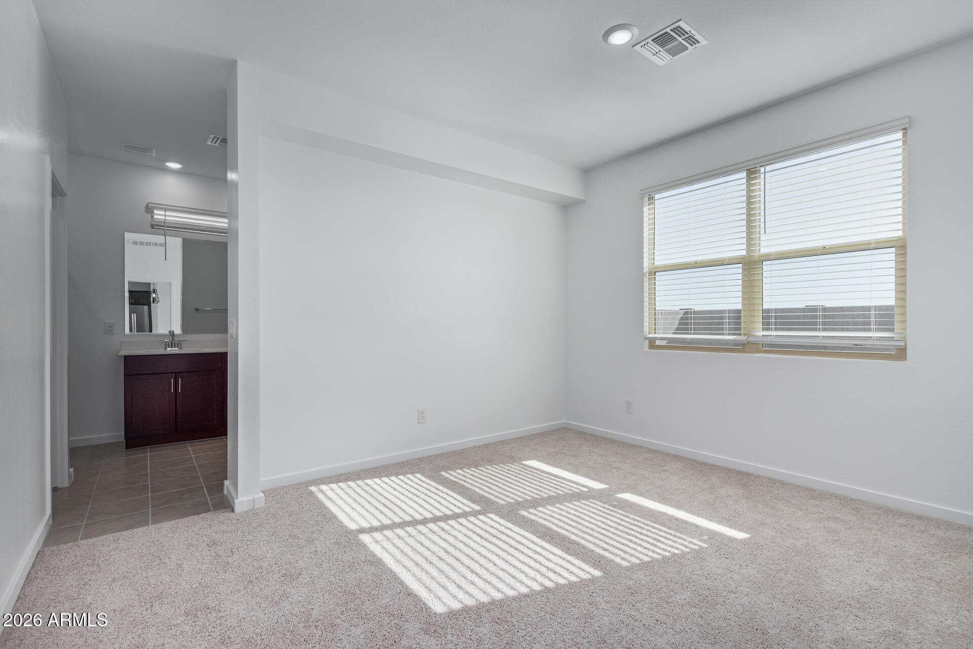 16009 W SMOKETREE Drive