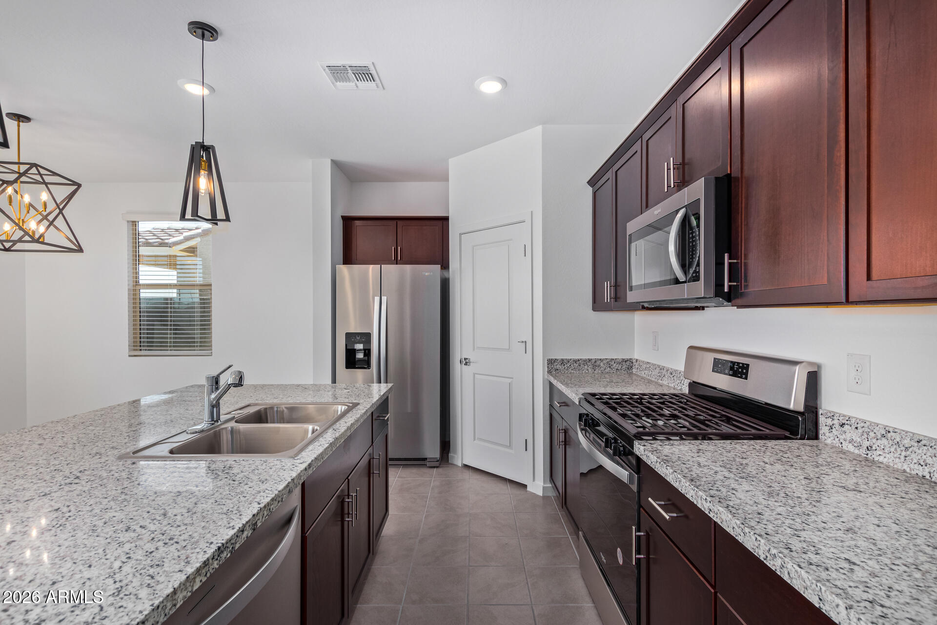 16009 W SMOKETREE Drive