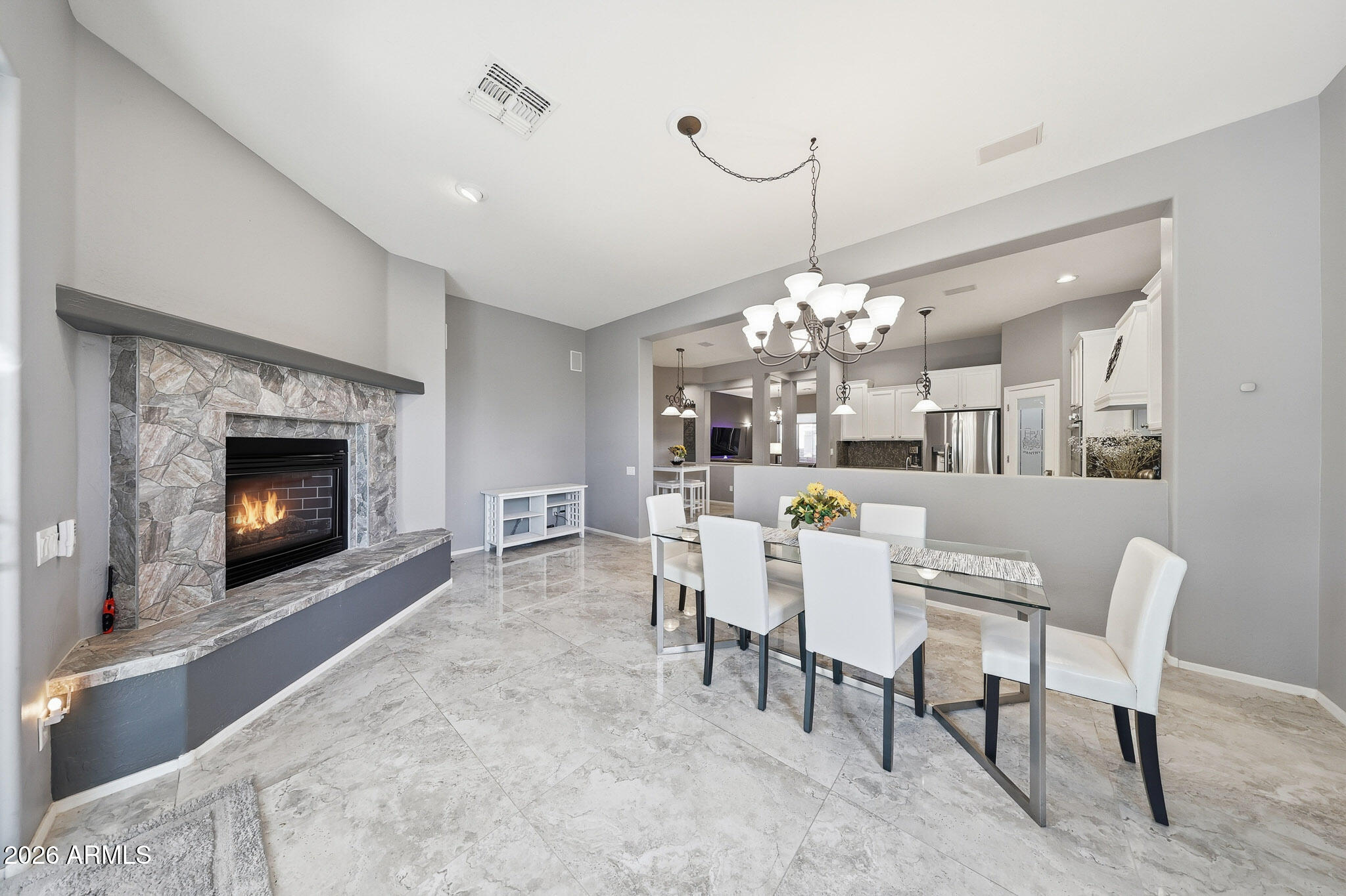 42820 N LIVINGSTONE Way