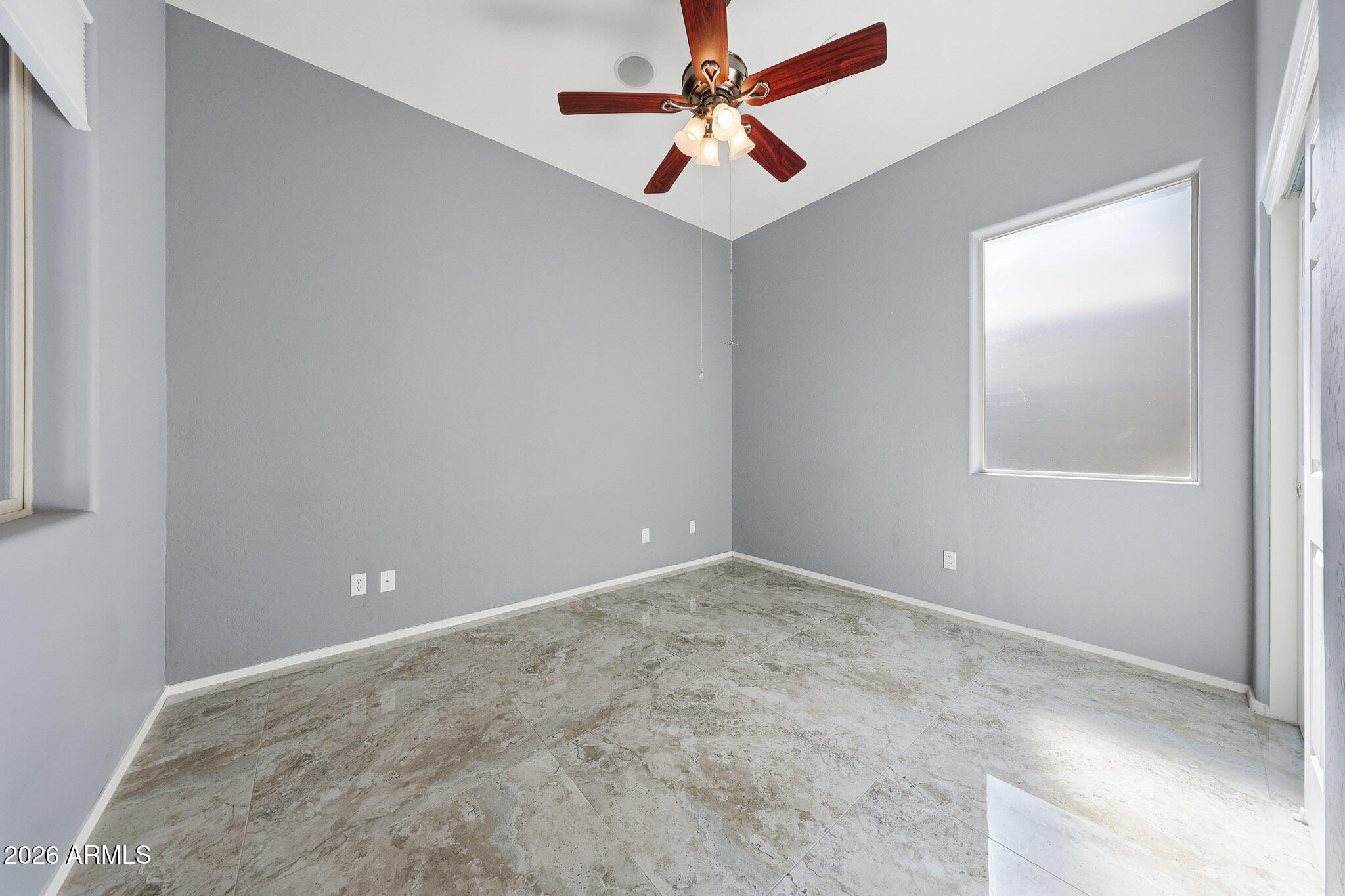 42820 N LIVINGSTONE Way