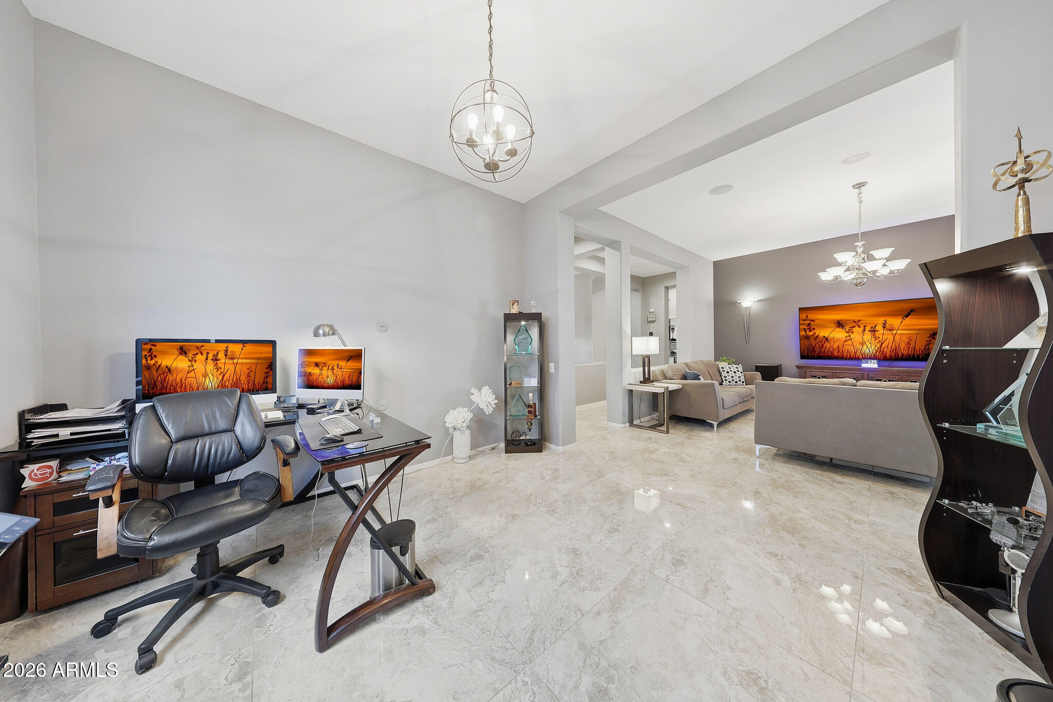 42820 N LIVINGSTONE Way