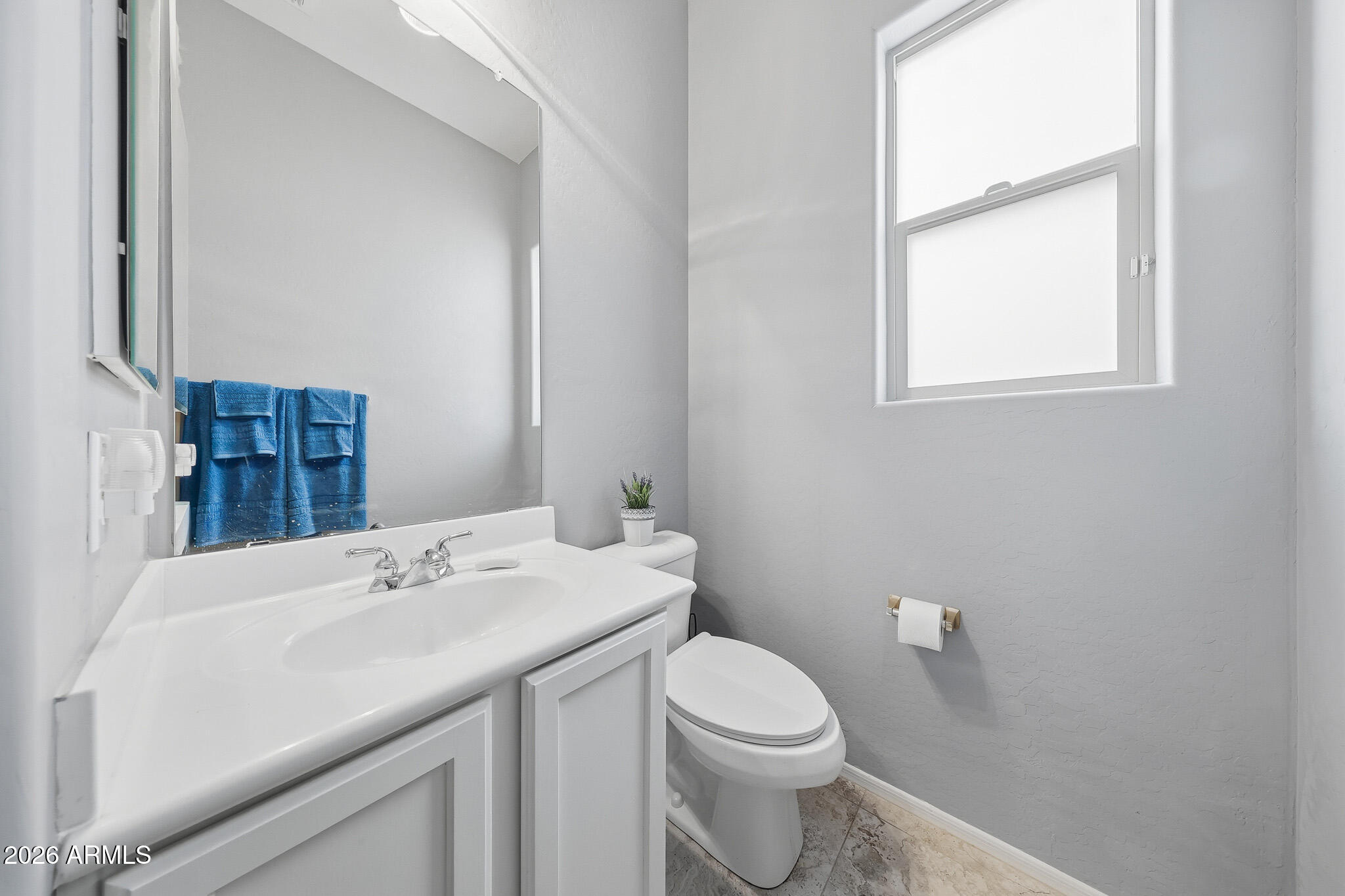 42820 N LIVINGSTONE Way