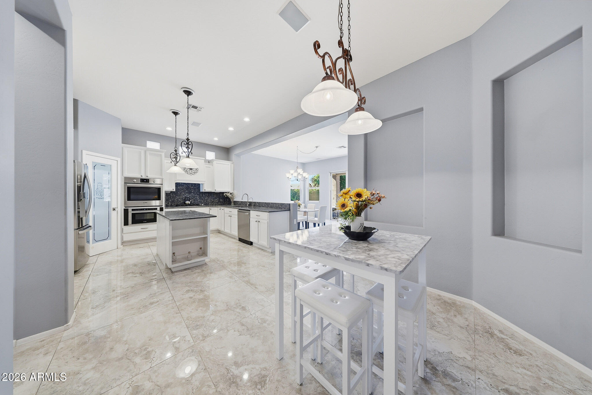 42820 N LIVINGSTONE Way