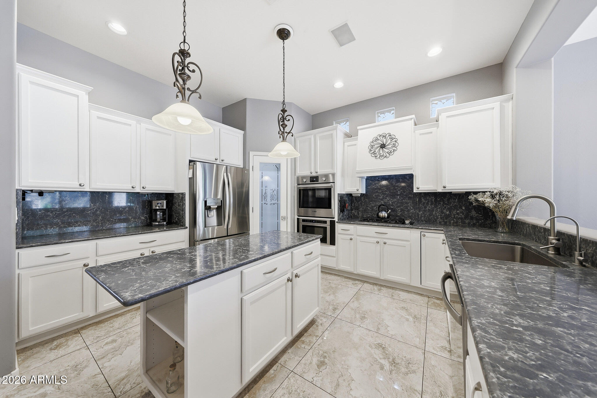 42820 N LIVINGSTONE Way