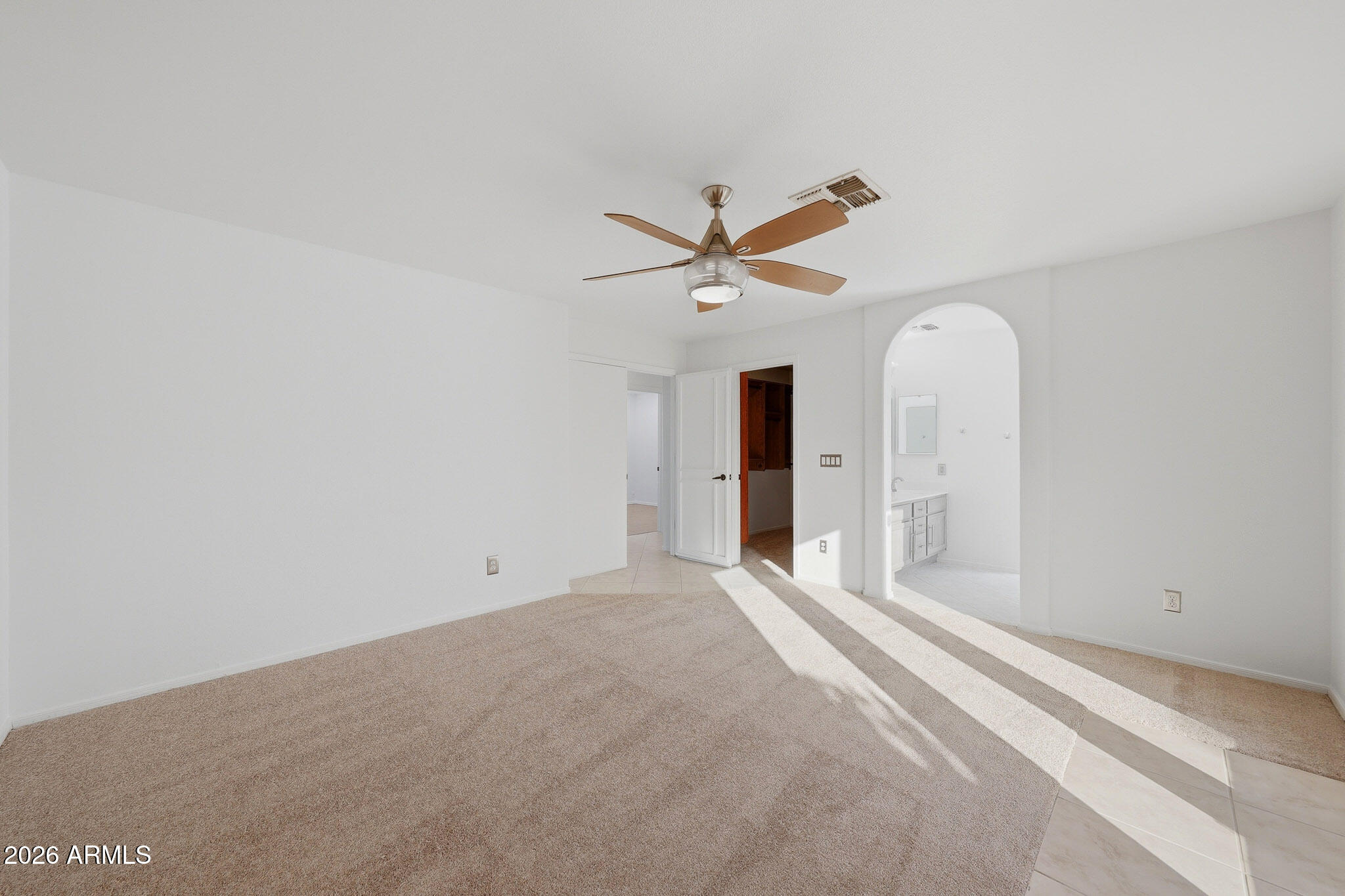 190 S LONGMORE Street