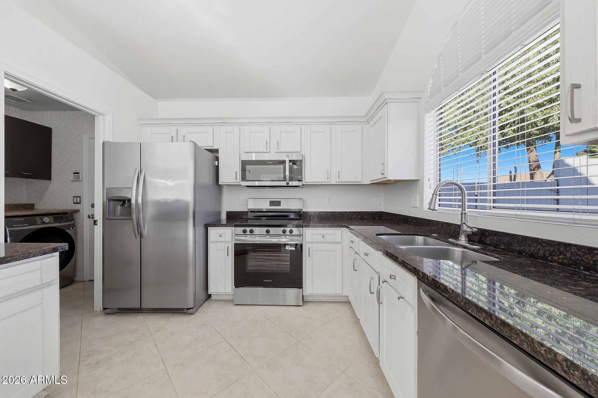 190 S LONGMORE Street