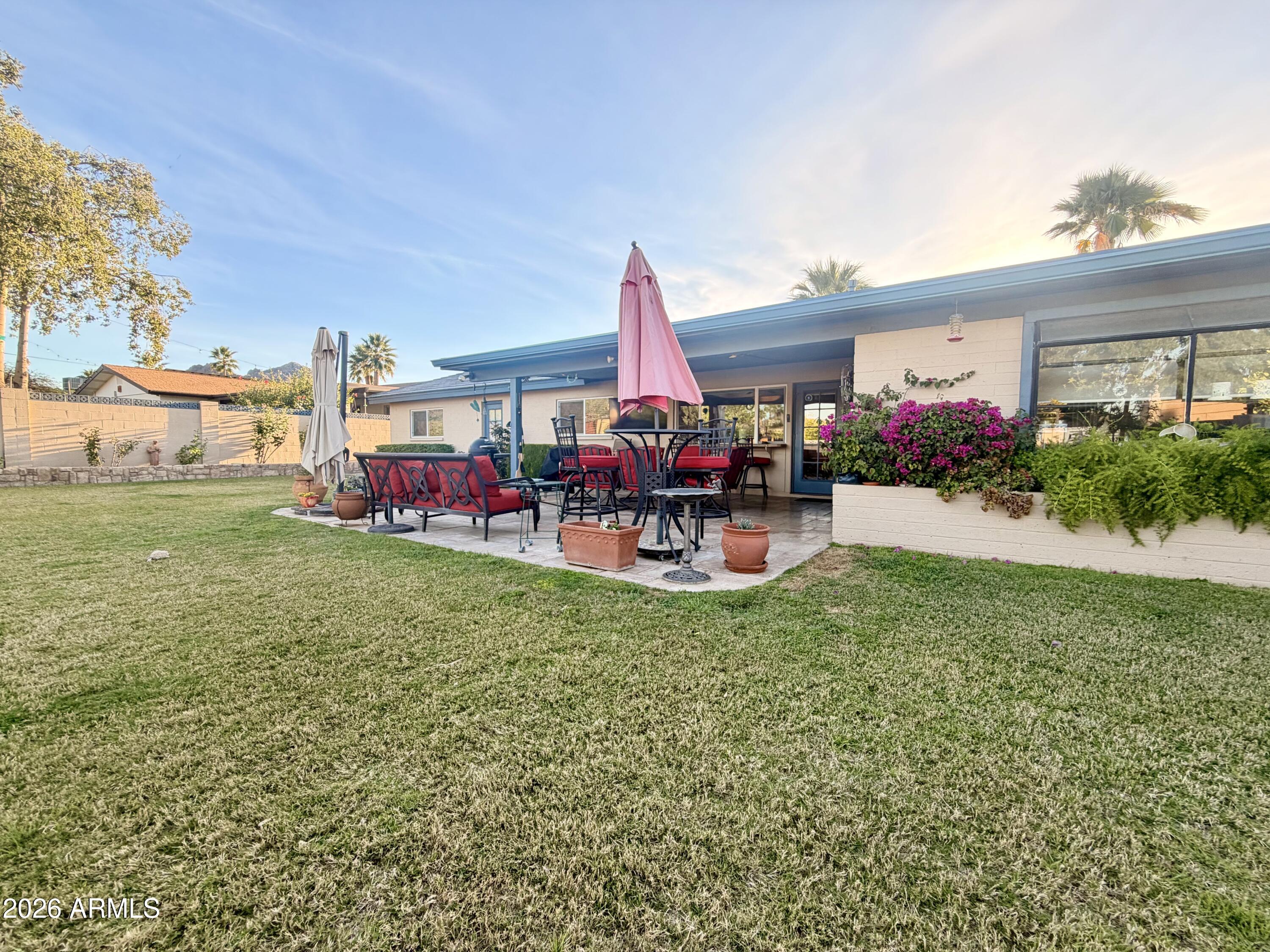 9037 N ARROYA GRANDE Drive