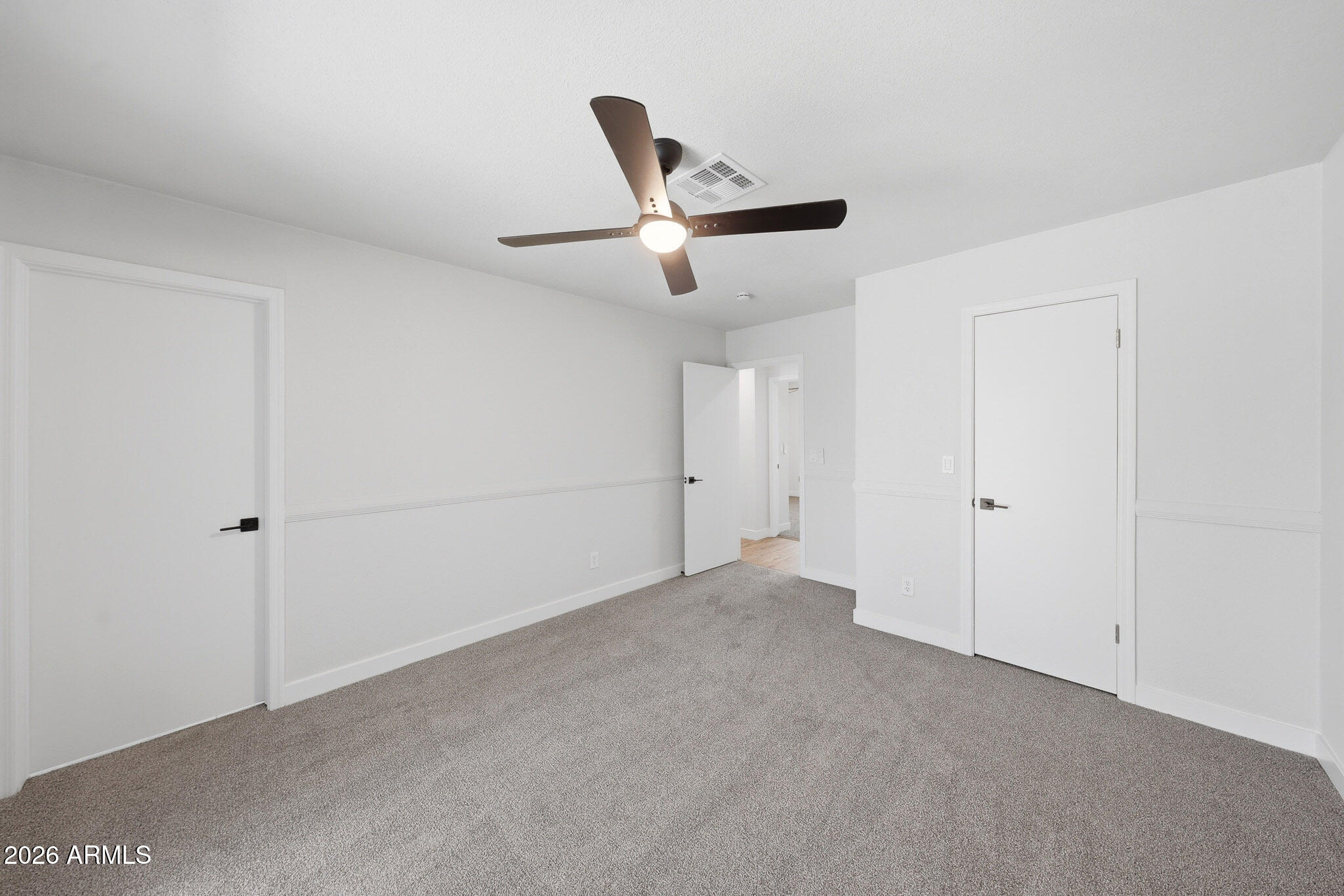 9001 W CINNABAR Avenue