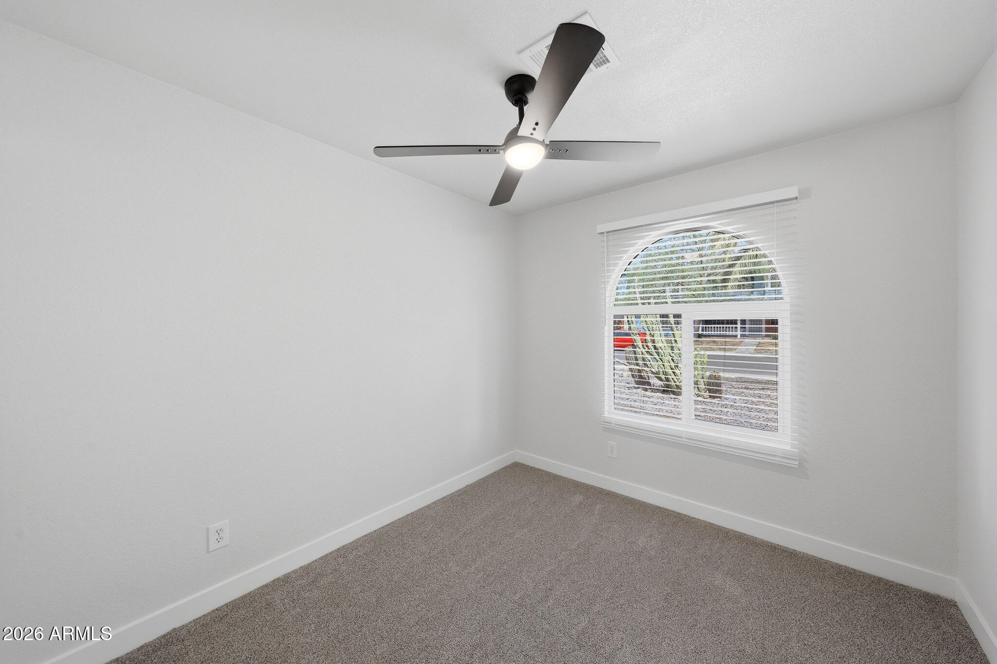 9001 W CINNABAR Avenue