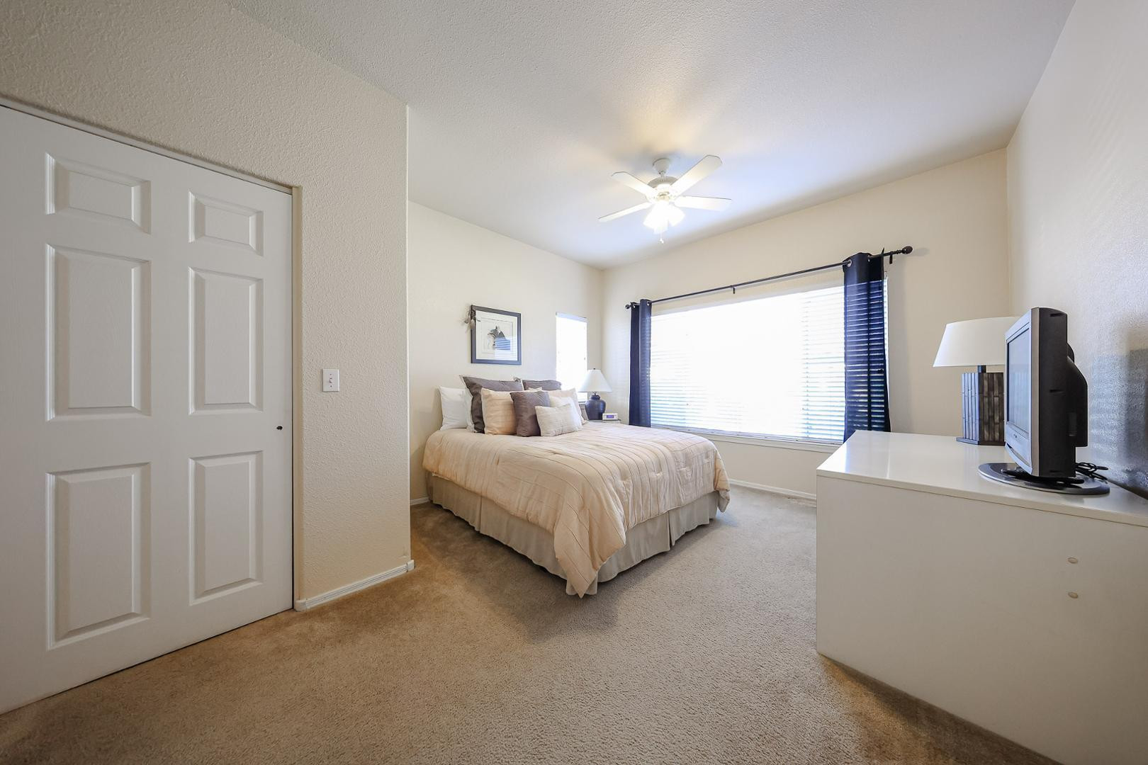 3236 E Chandler Boulevard Unit 1069