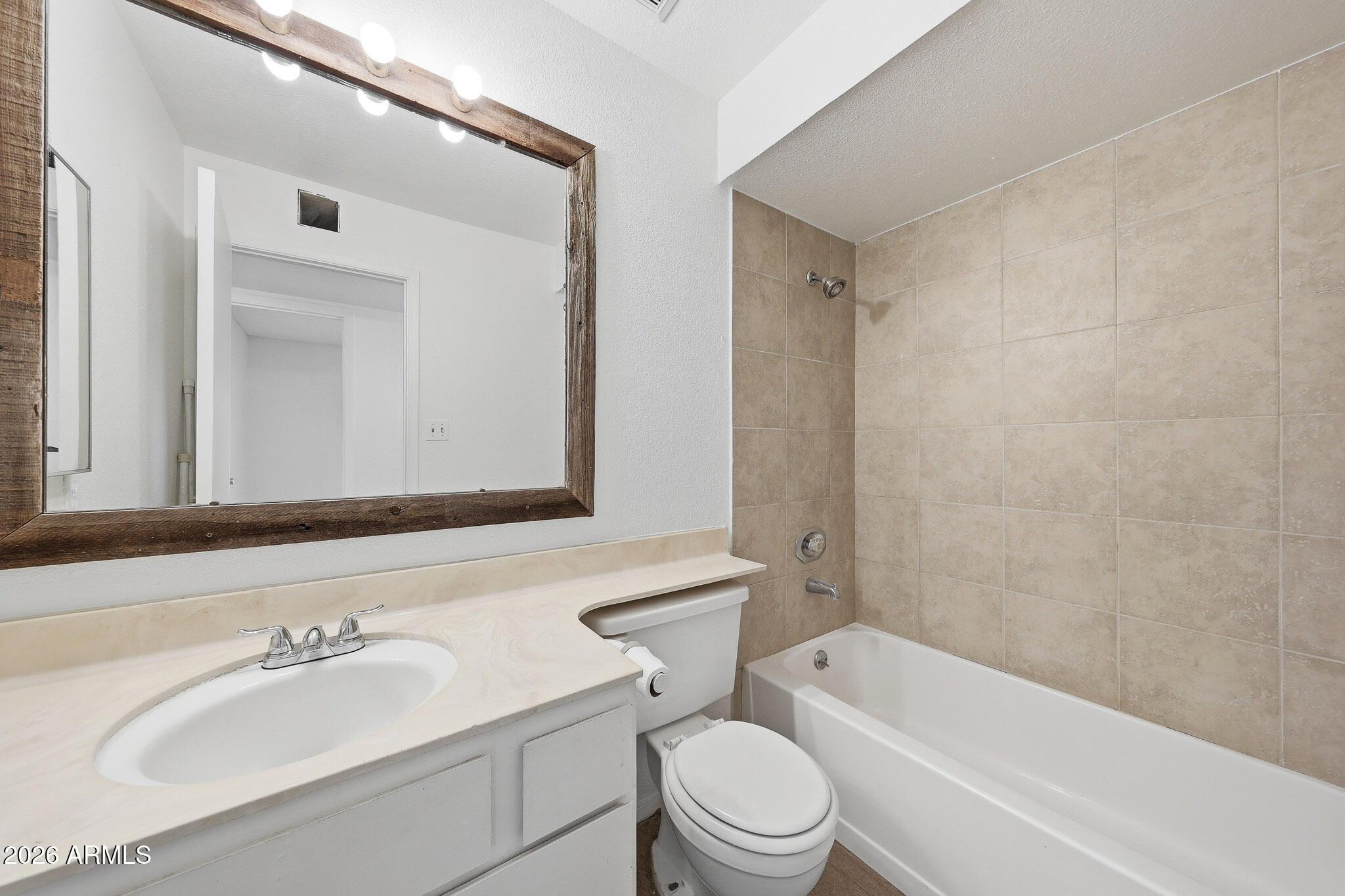 1624 W PERALTA Avenue