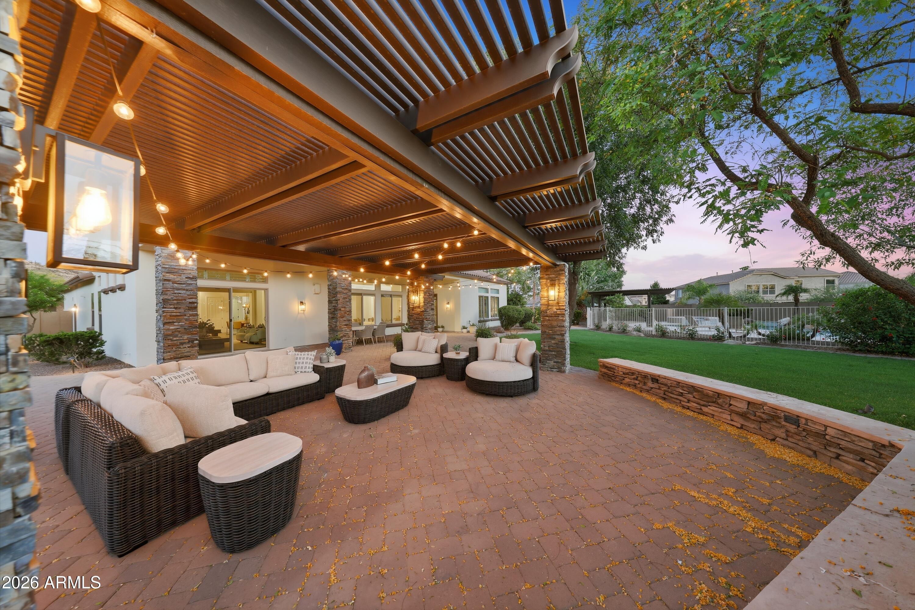 4950 W LARIAT Lane