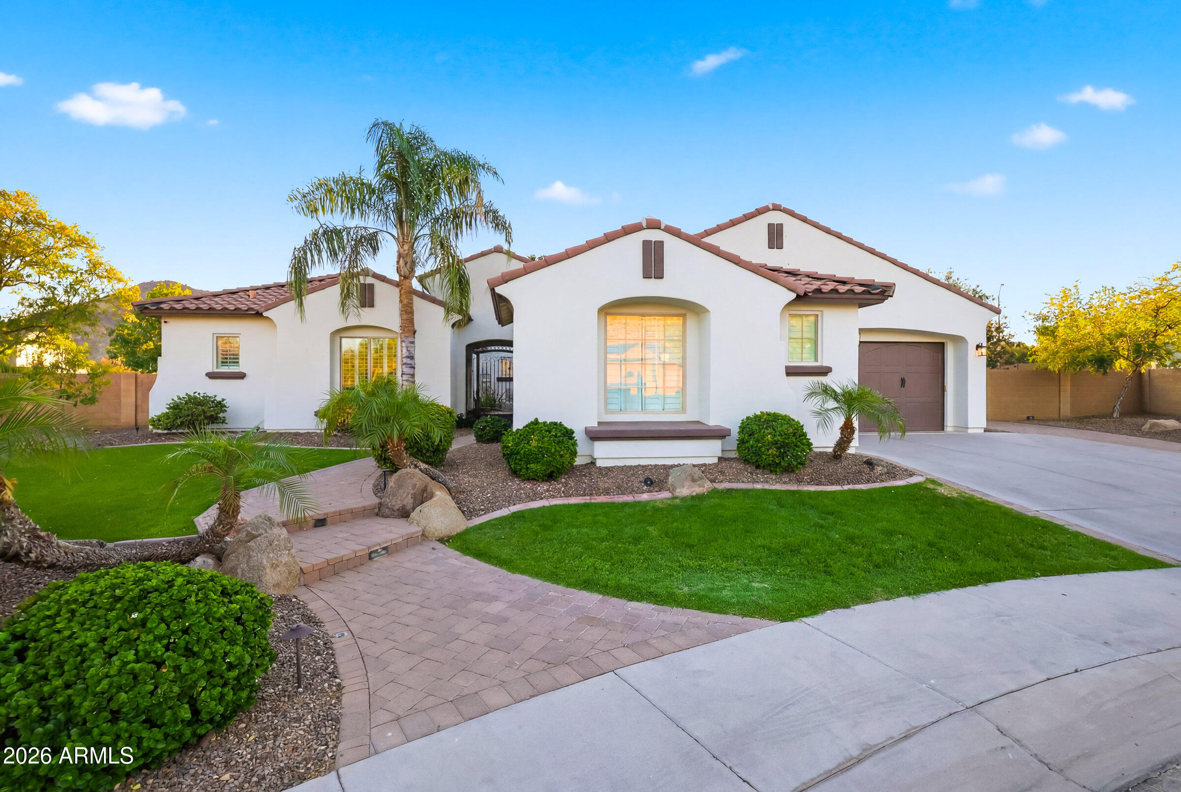 4950 W LARIAT Lane