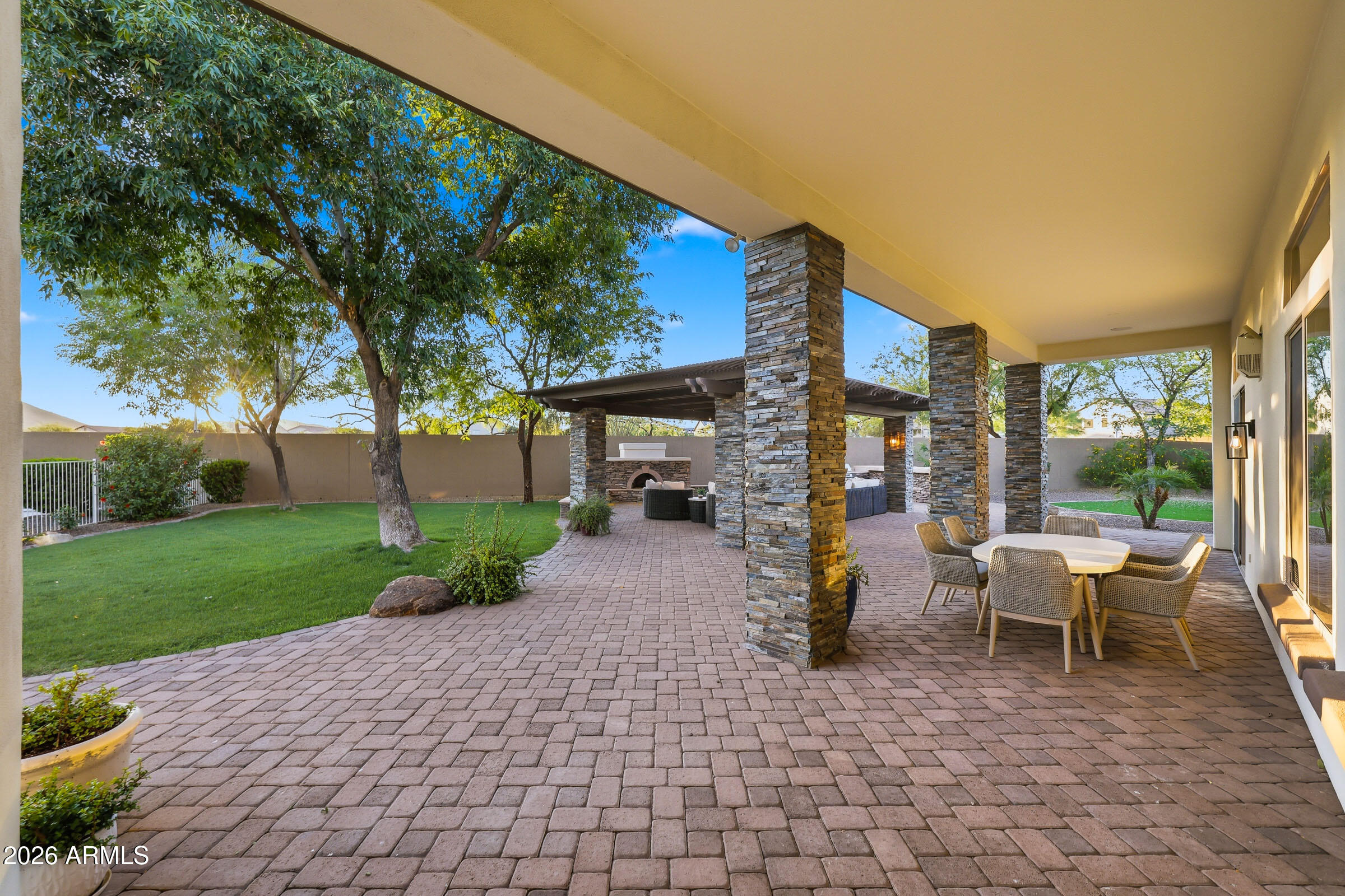 4950 W LARIAT Lane