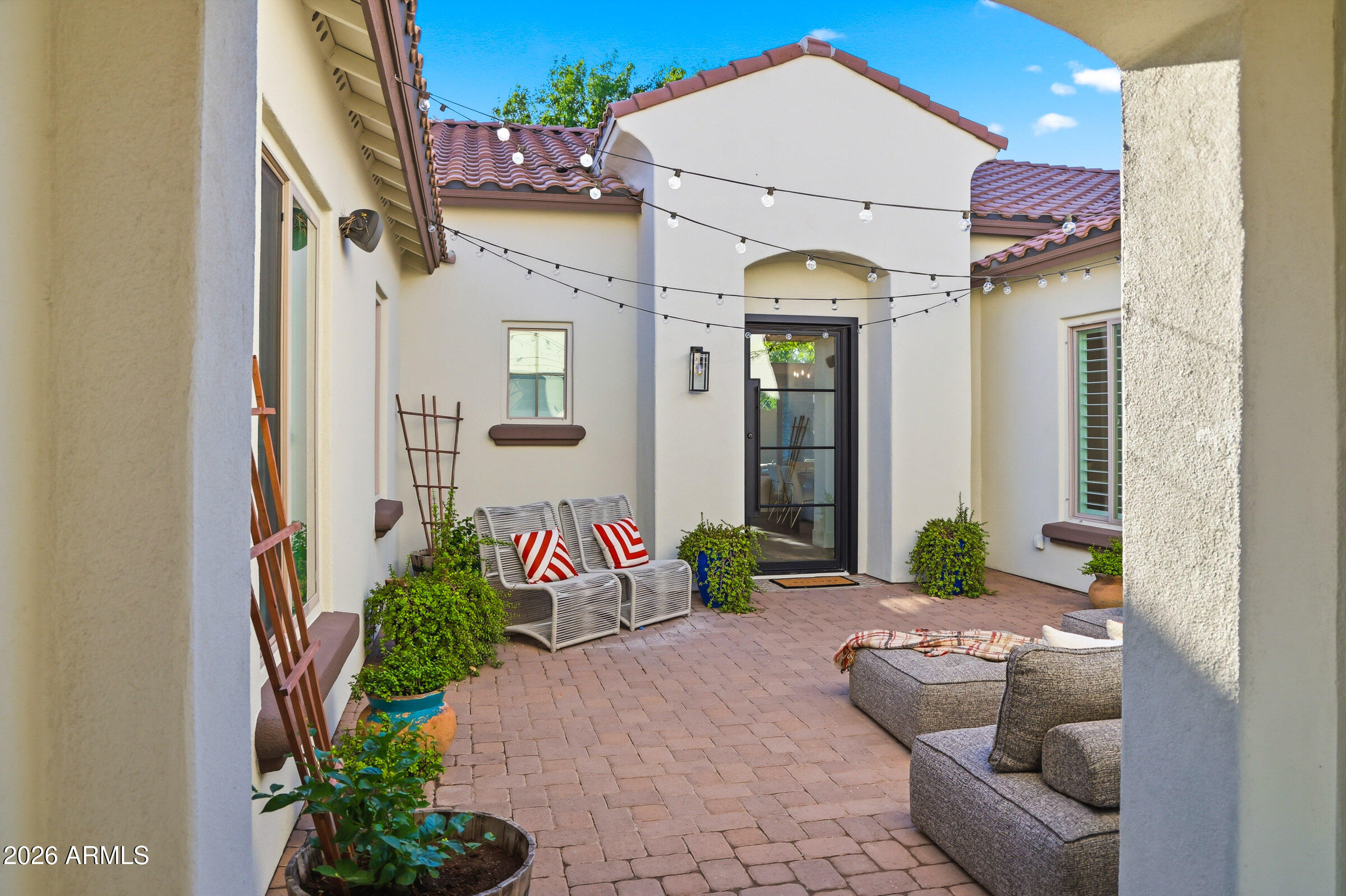 4950 W LARIAT Lane