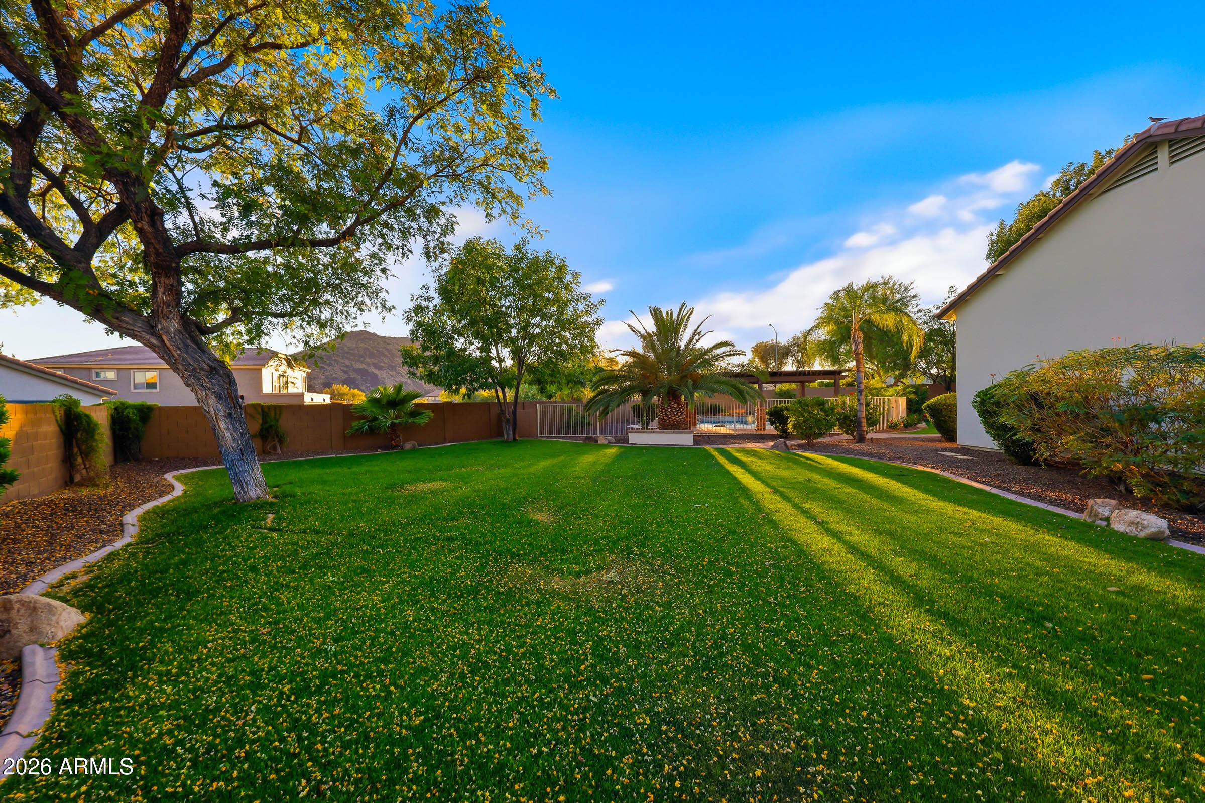 4950 W LARIAT Lane