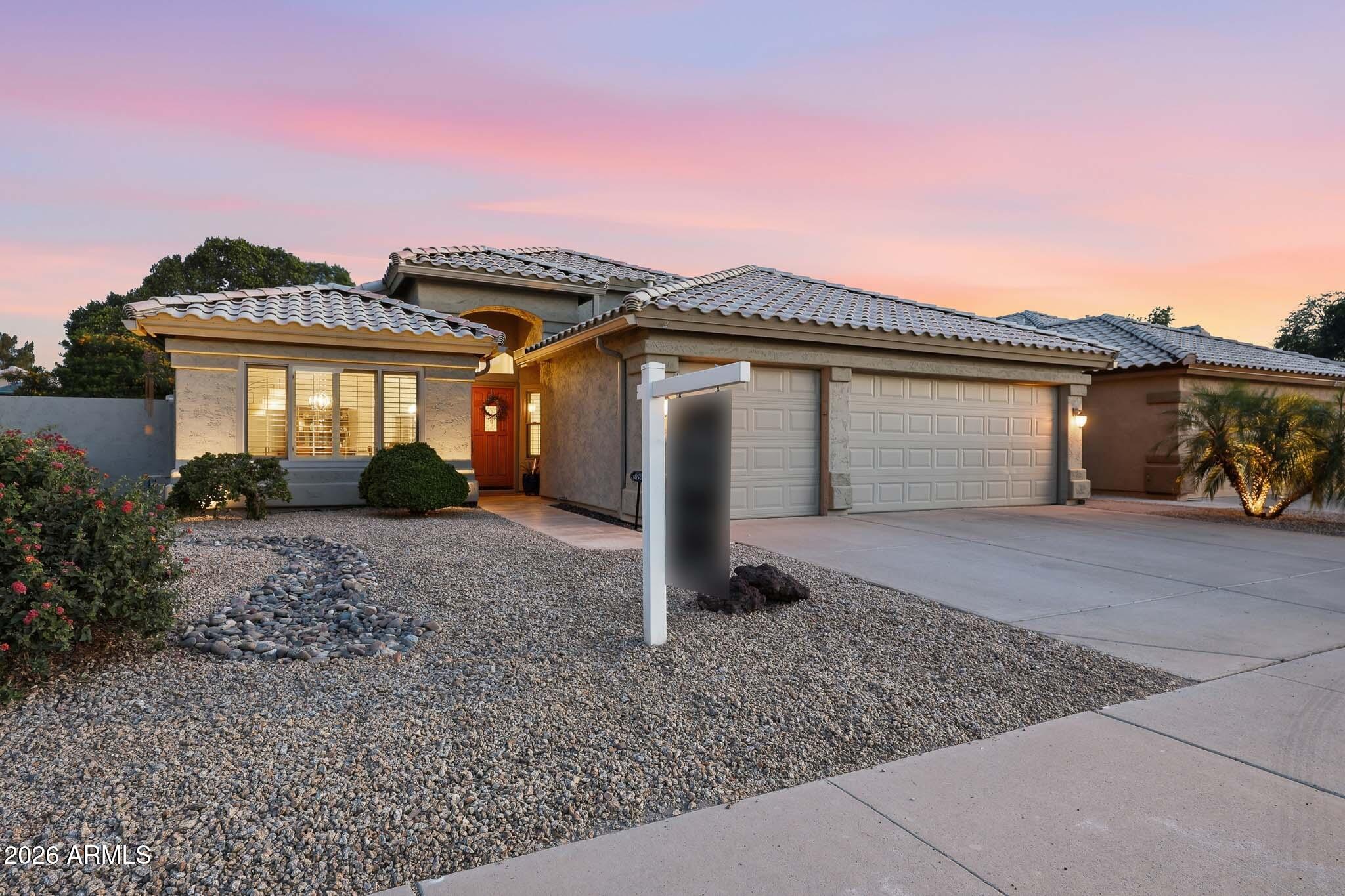 6619 W LOUISE Drive