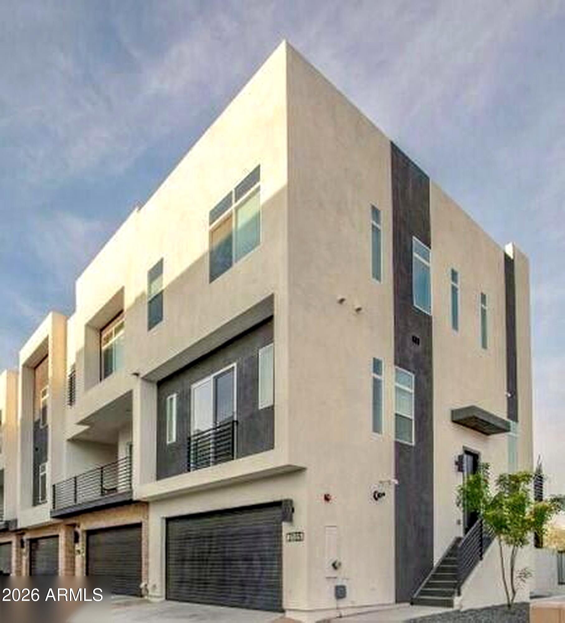 3105 N 71ST Street