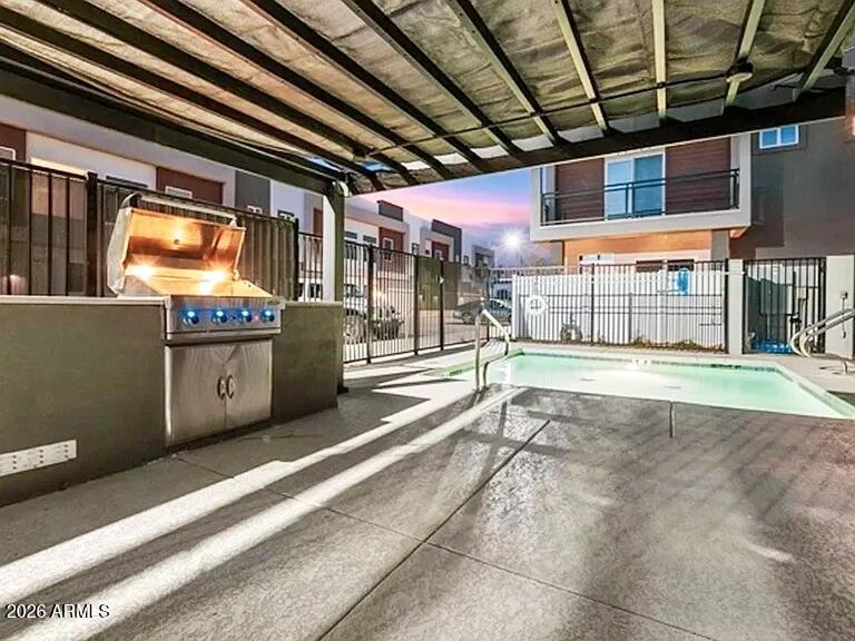 3622 N 38th Street 16