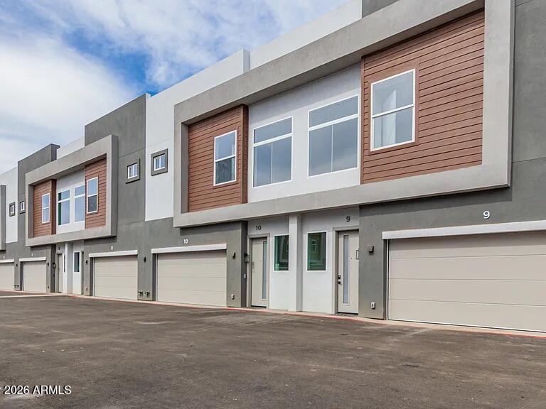 3622 N 38th Street 16