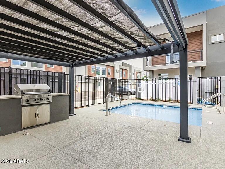 3622 N 38th Street 16