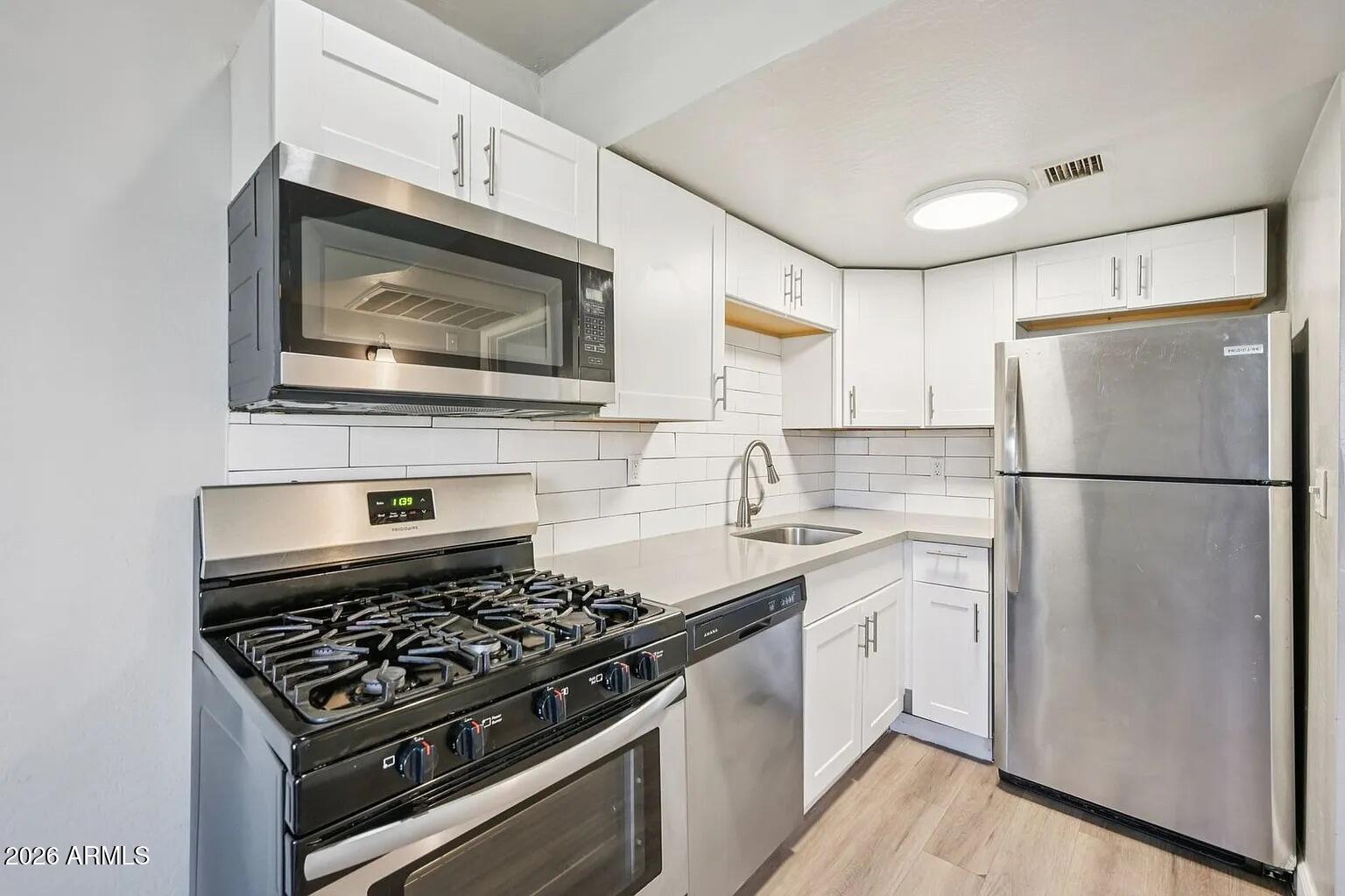 2929 N 38TH Street 19