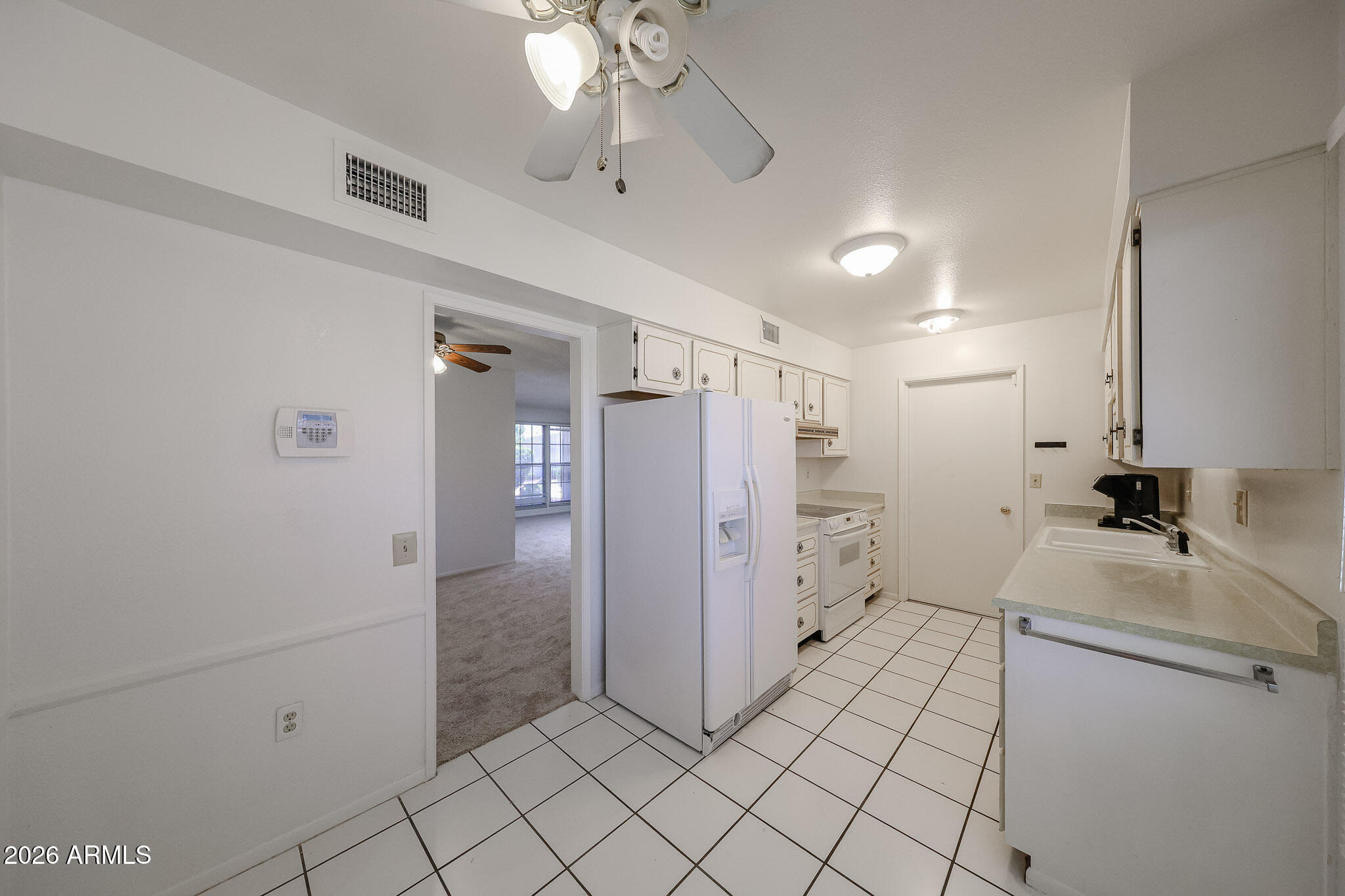 10837 W SANTA FE Drive
