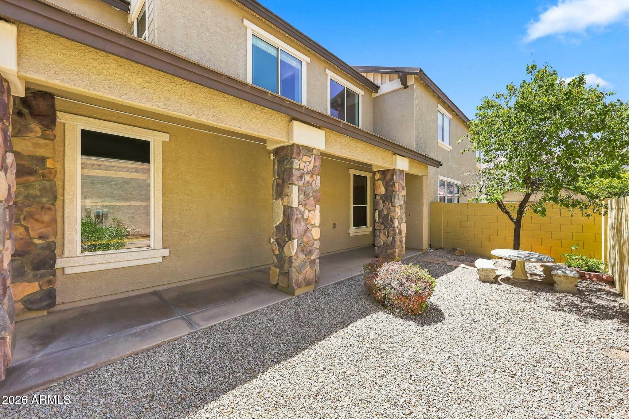 1562 S SABINO Court