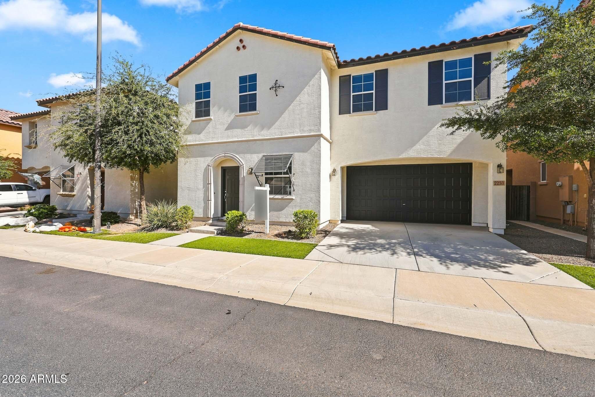 2253 S JACANA Lane