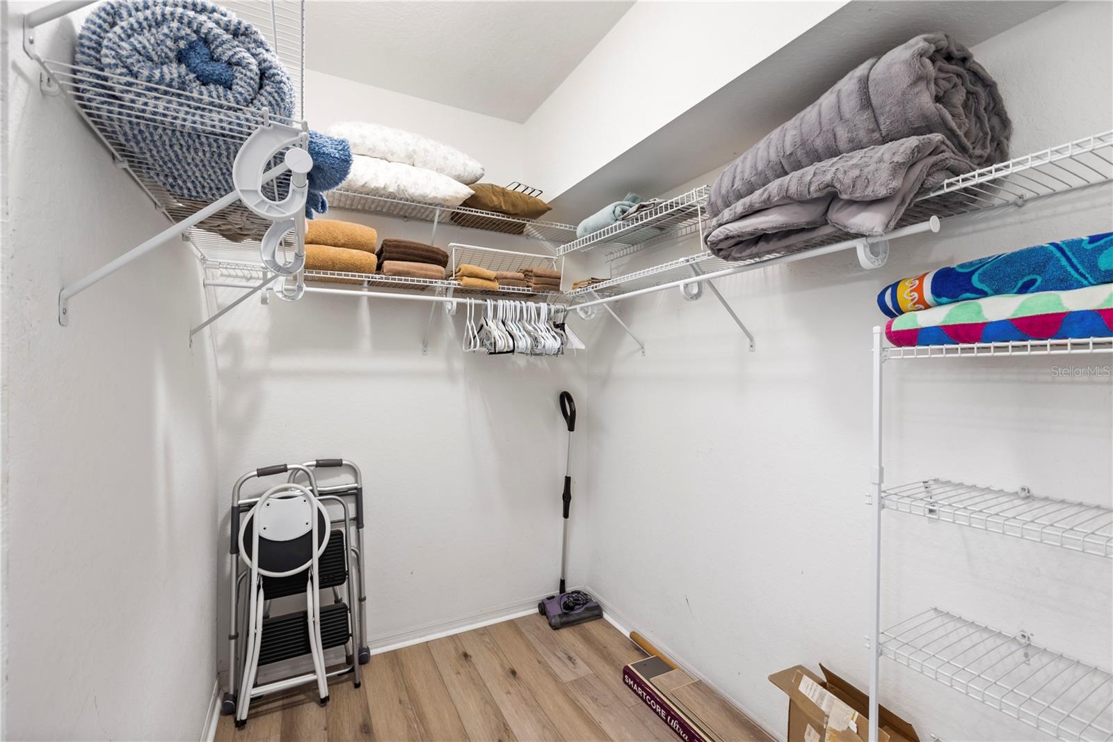 6616 PINEVIEW TER #6616