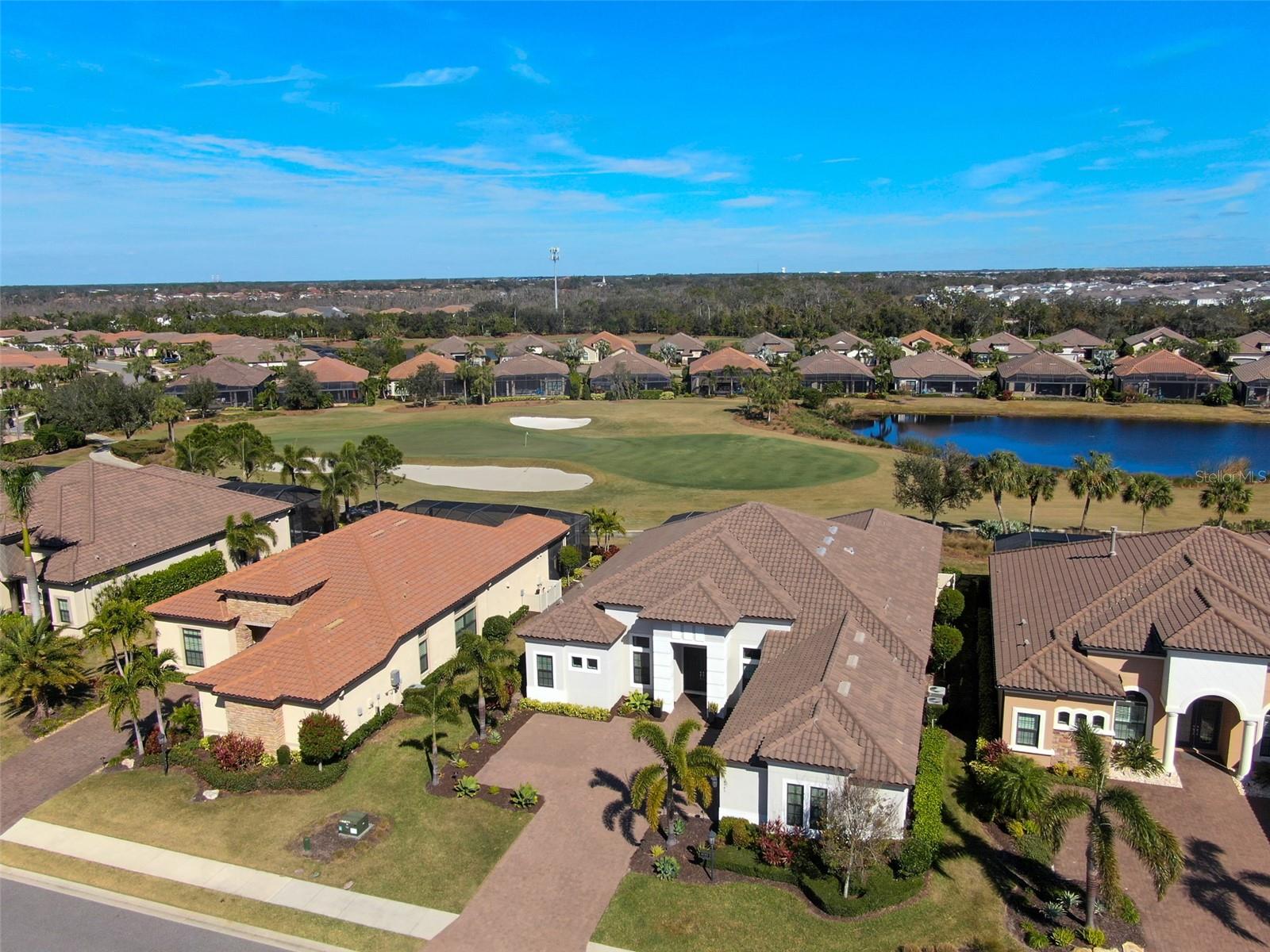 4745 BENITO CT