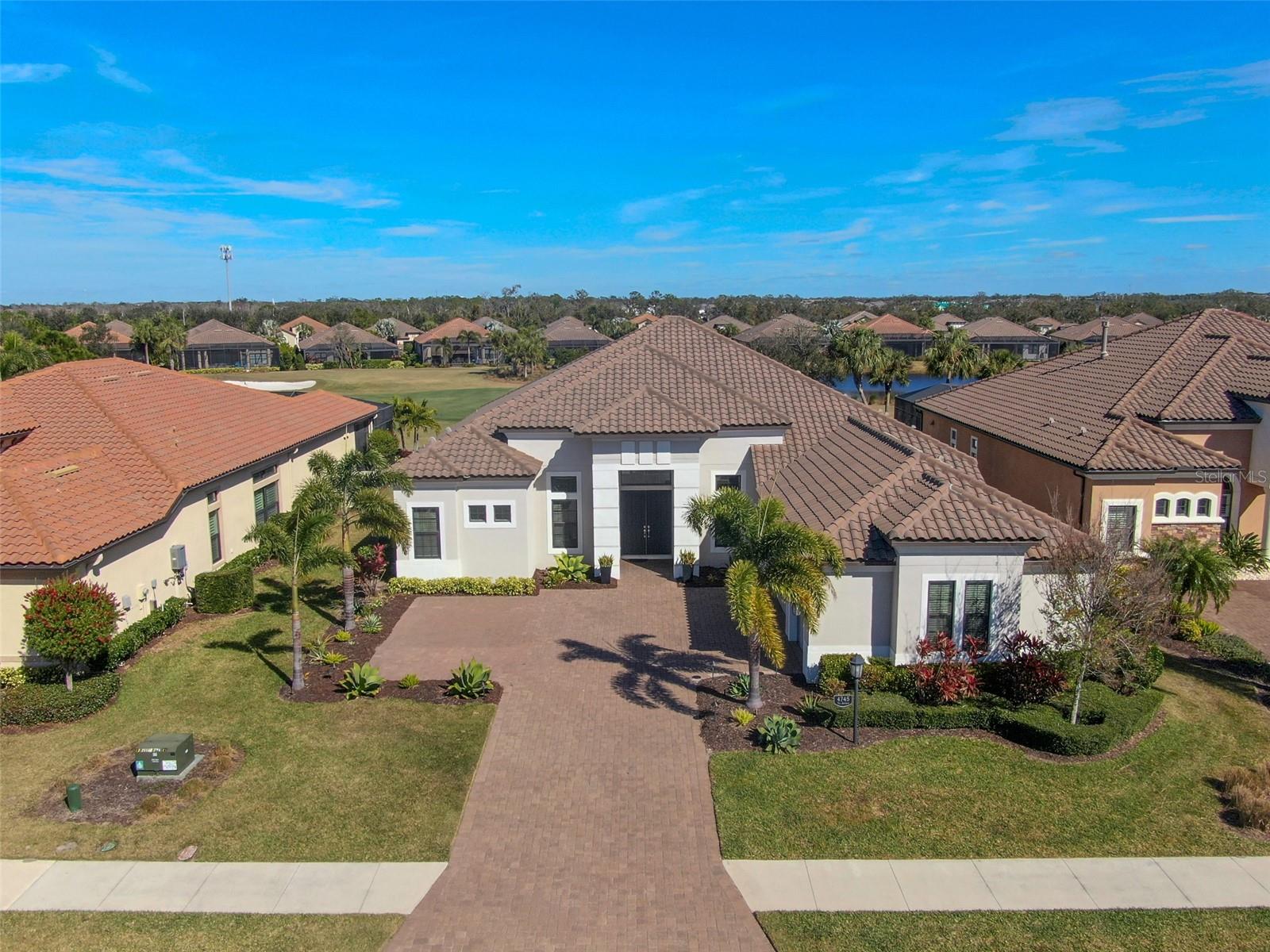 4745 BENITO CT