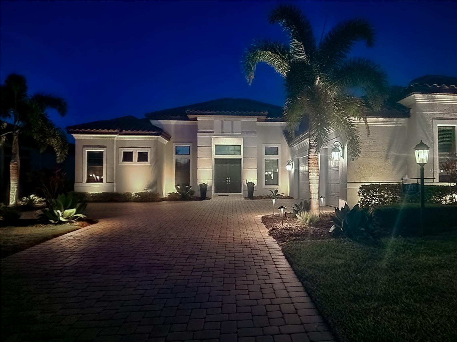 4745 BENITO CT