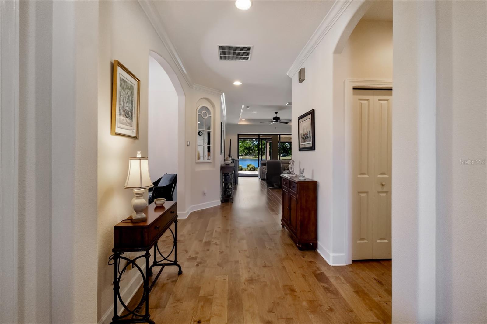 12740 DEL CORSO LOOP