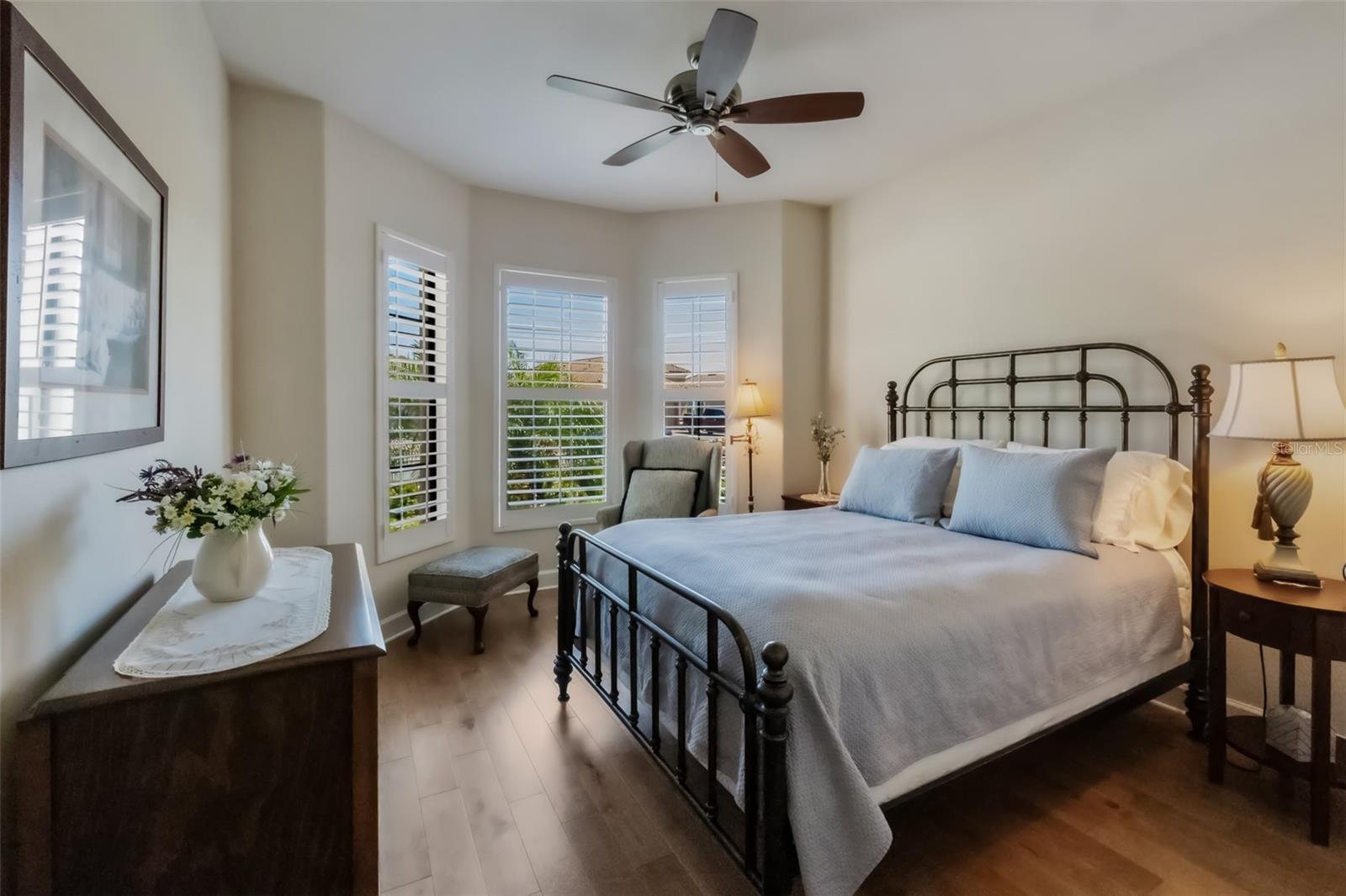 12740 DEL CORSO LOOP