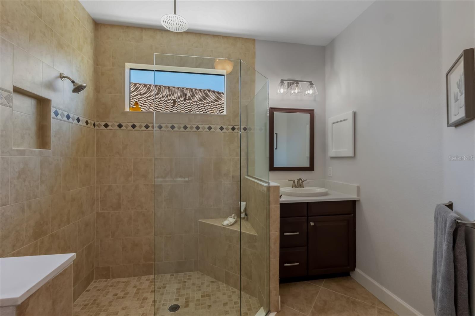 12740 DEL CORSO LOOP