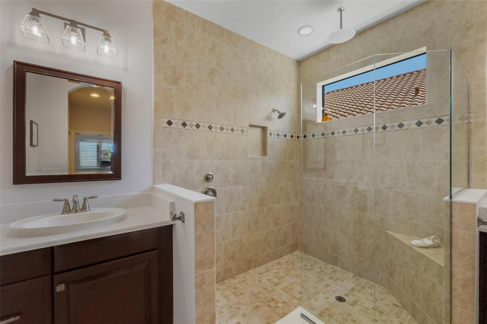 12740 DEL CORSO LOOP