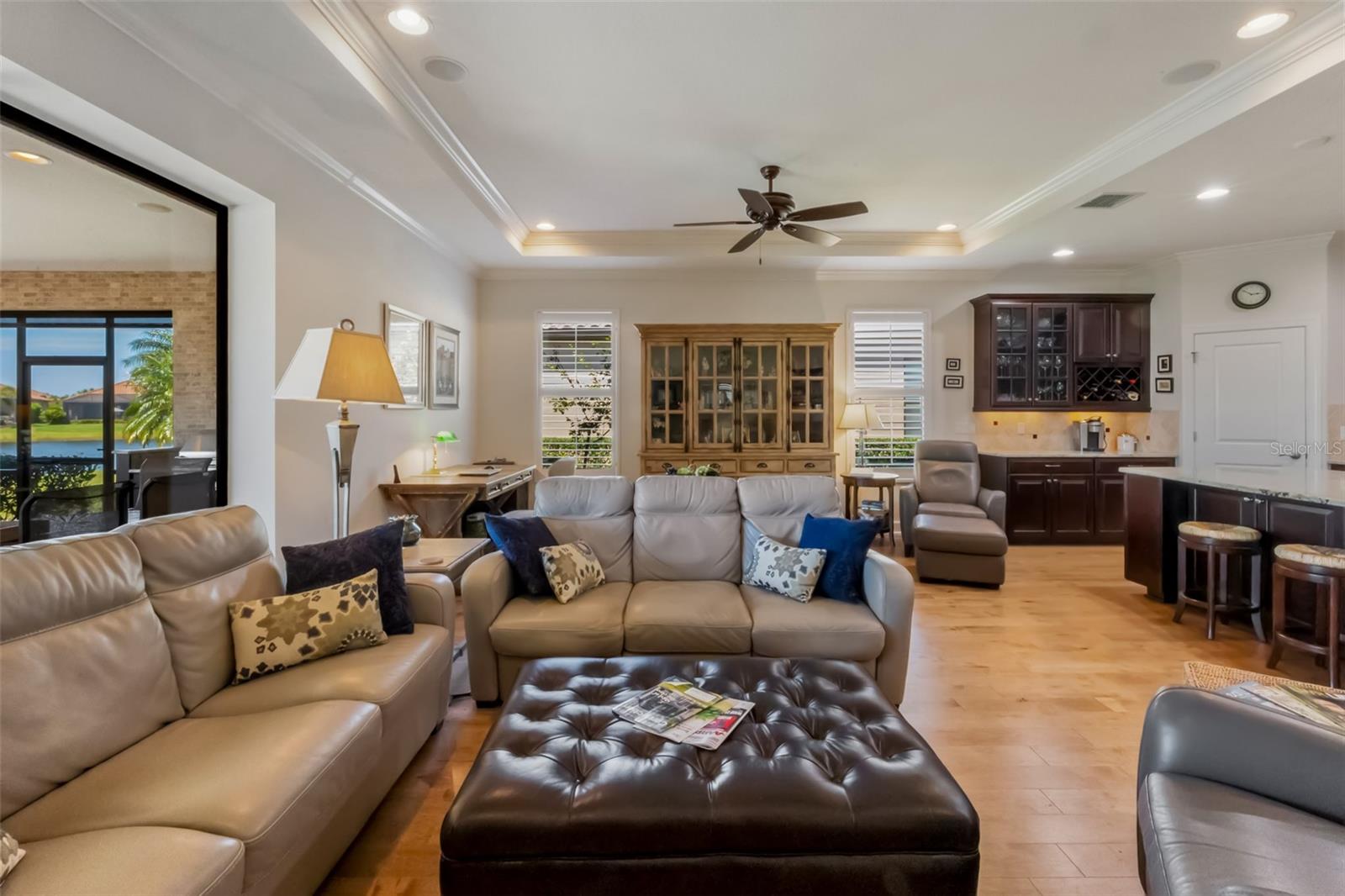 12740 DEL CORSO LOOP