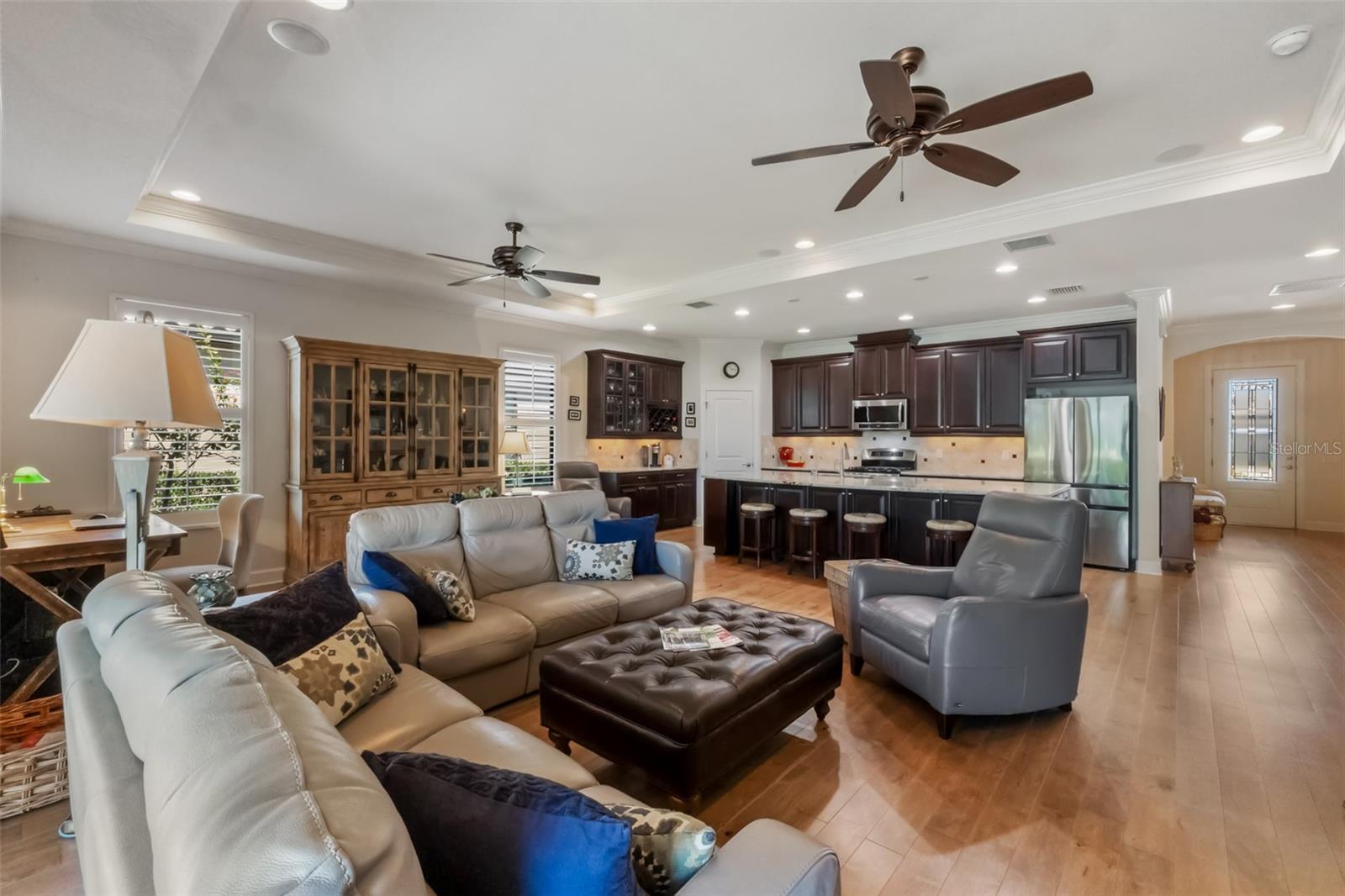 12740 DEL CORSO LOOP