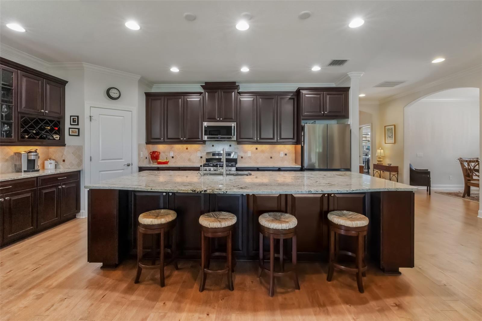 12740 DEL CORSO LOOP