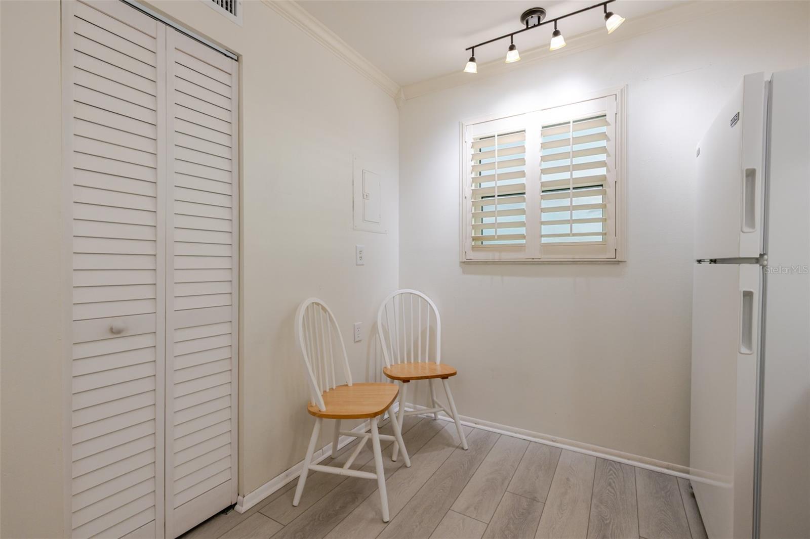 3680 IRONWOOD CIR #603L