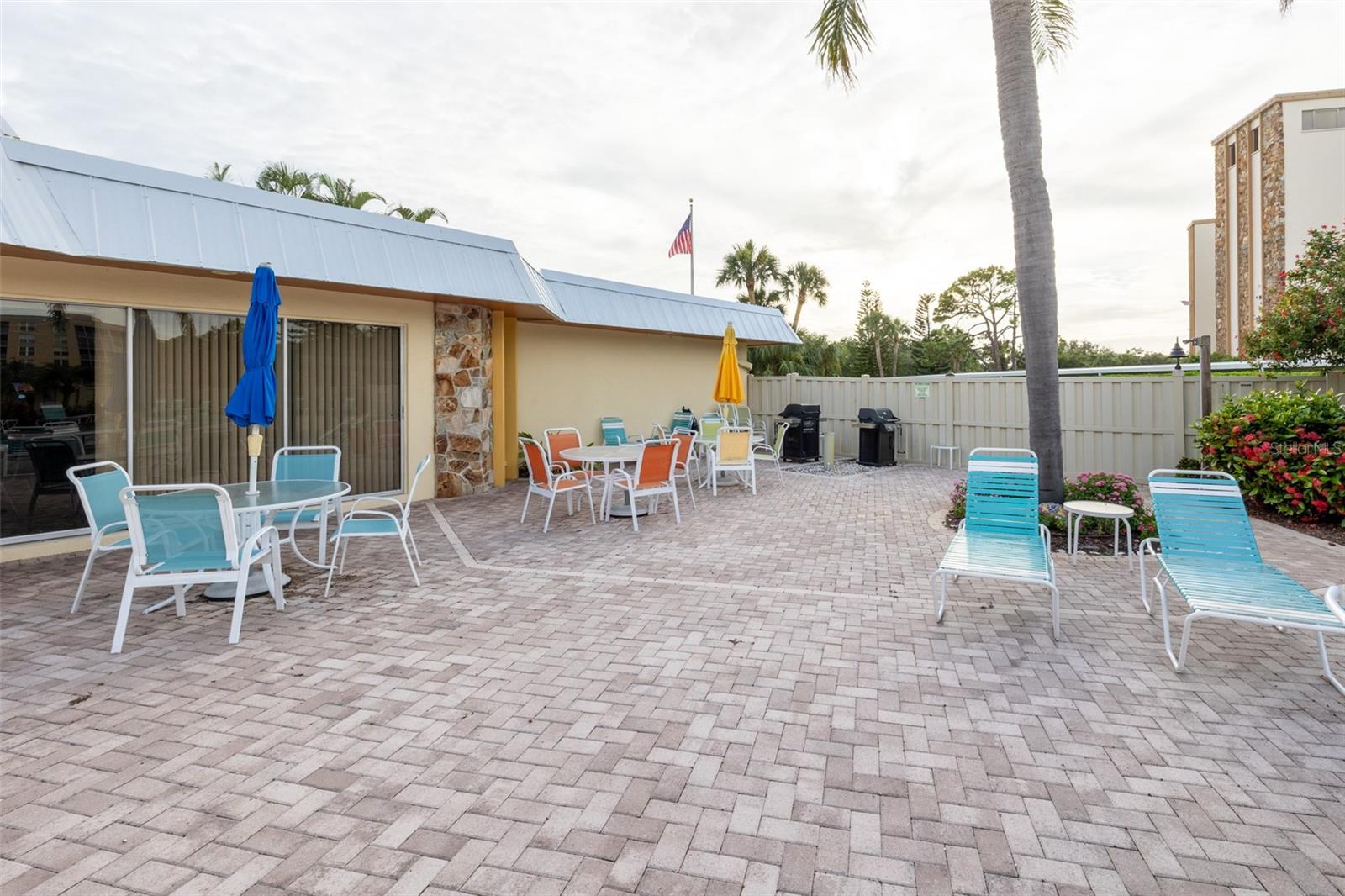 3680 IRONWOOD CIR #603L