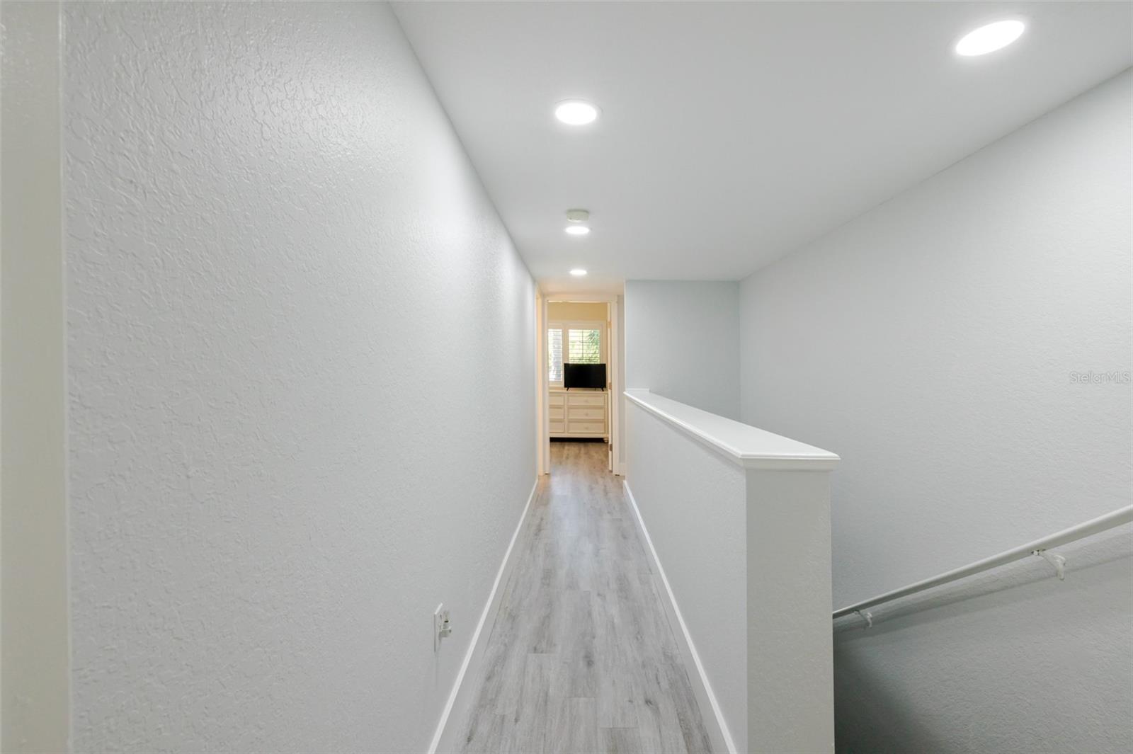 606 COHEN WAY