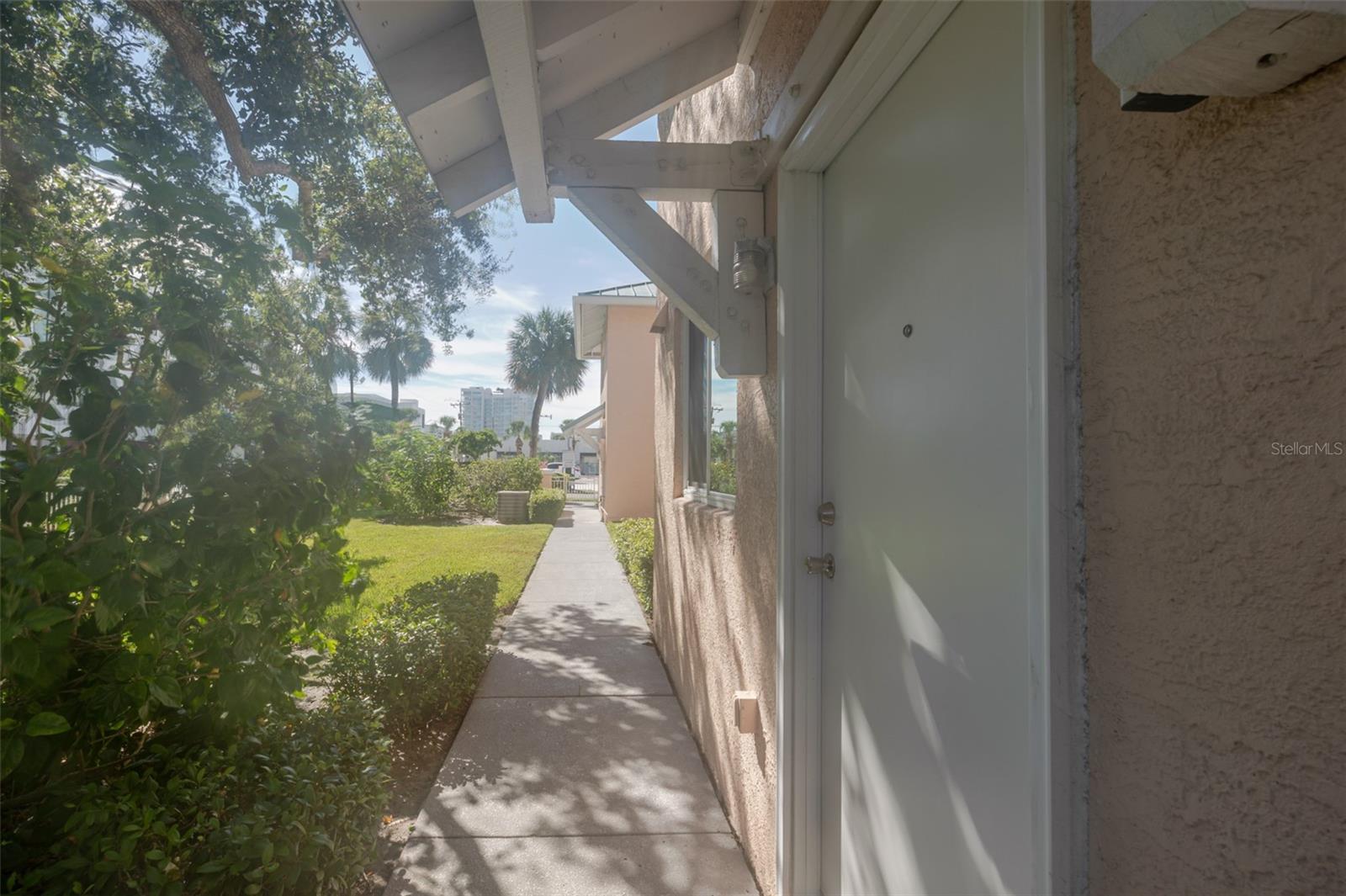 606 COHEN WAY