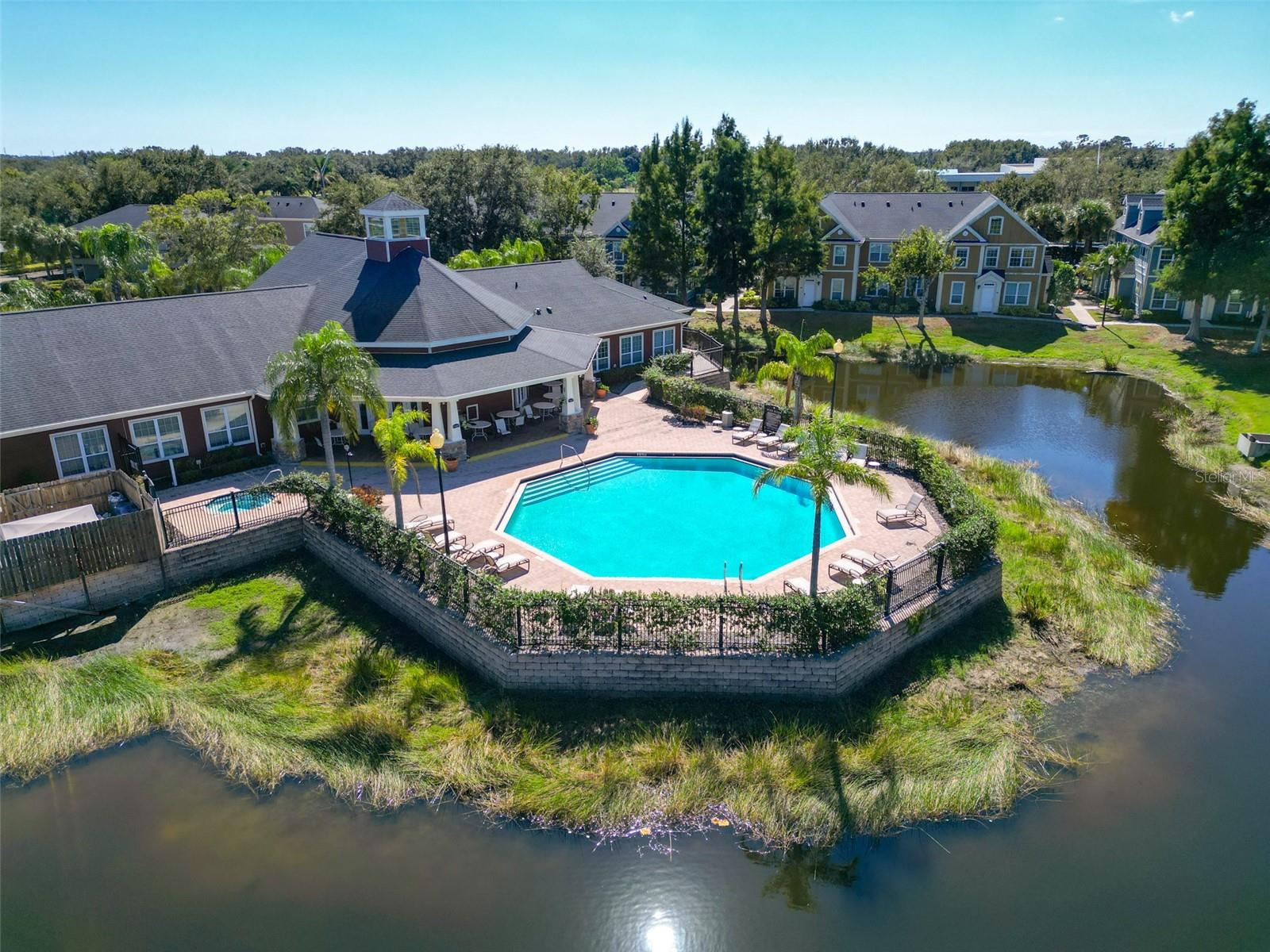 5721 SOLDIER CIR #105