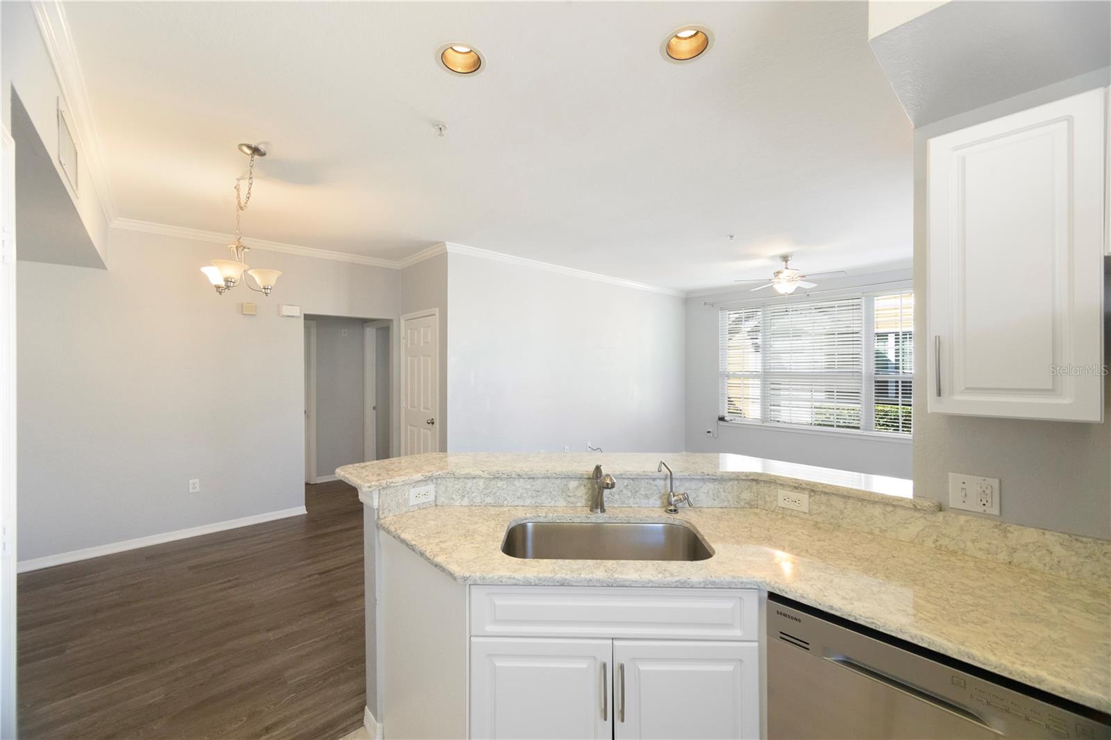 5721 SOLDIER CIR #105